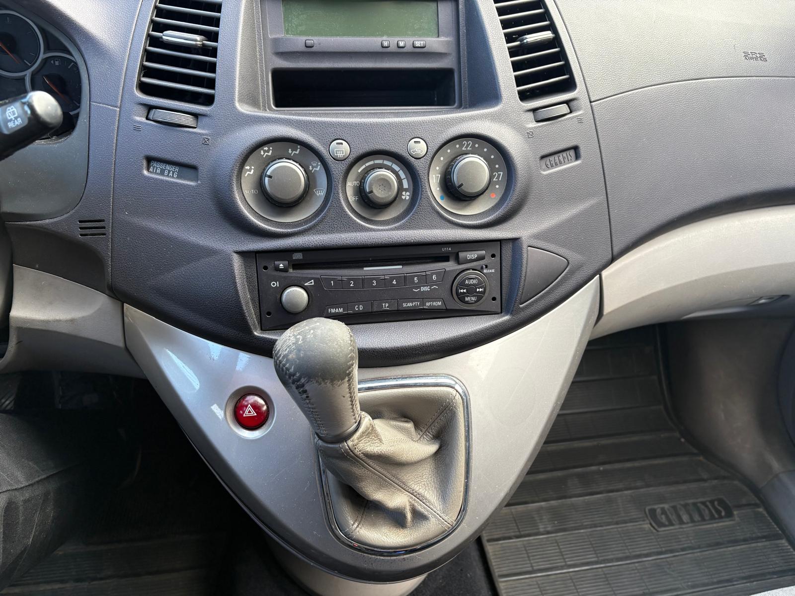 Mitsubishi Grandis – billede 15