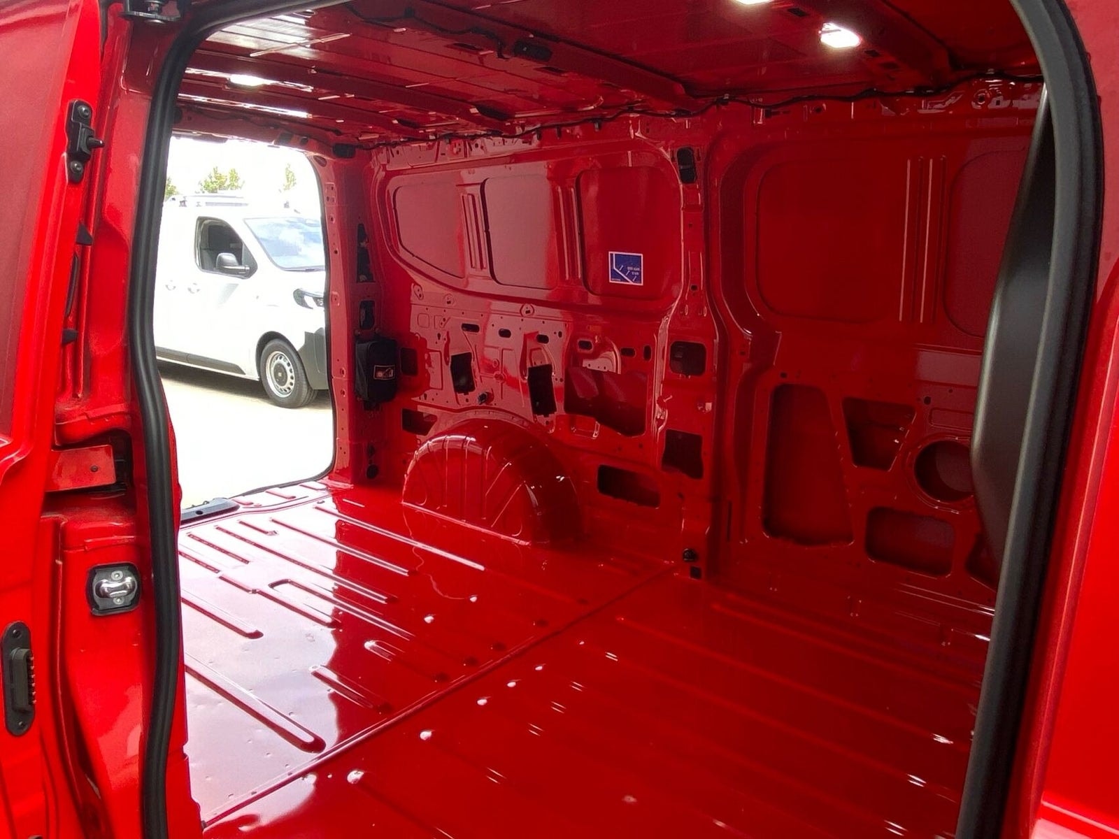 Ford Transit Custom 320L – billede 12