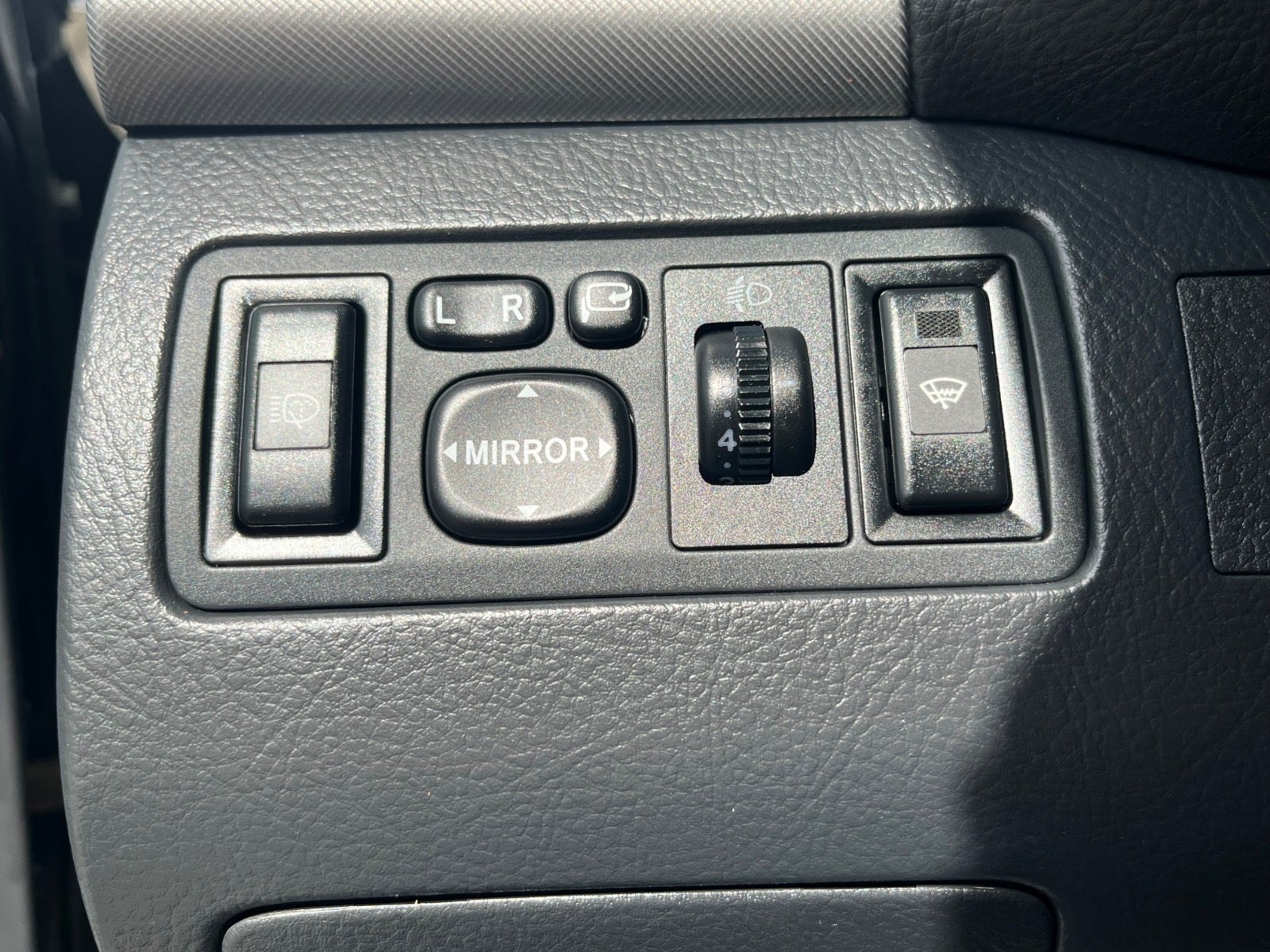 Toyota Avensis – billede 14