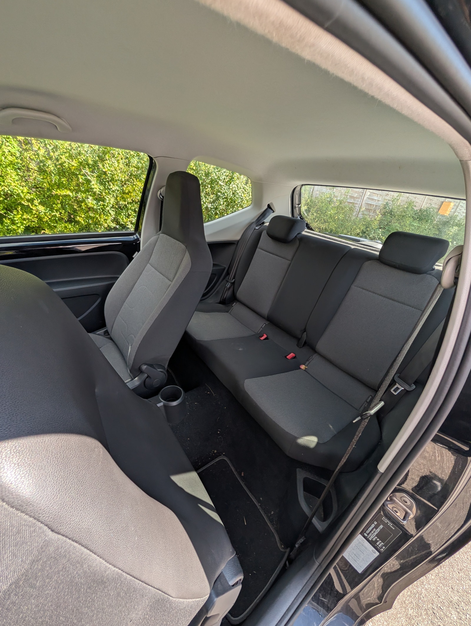 VW UP! til salg hos Nabilli