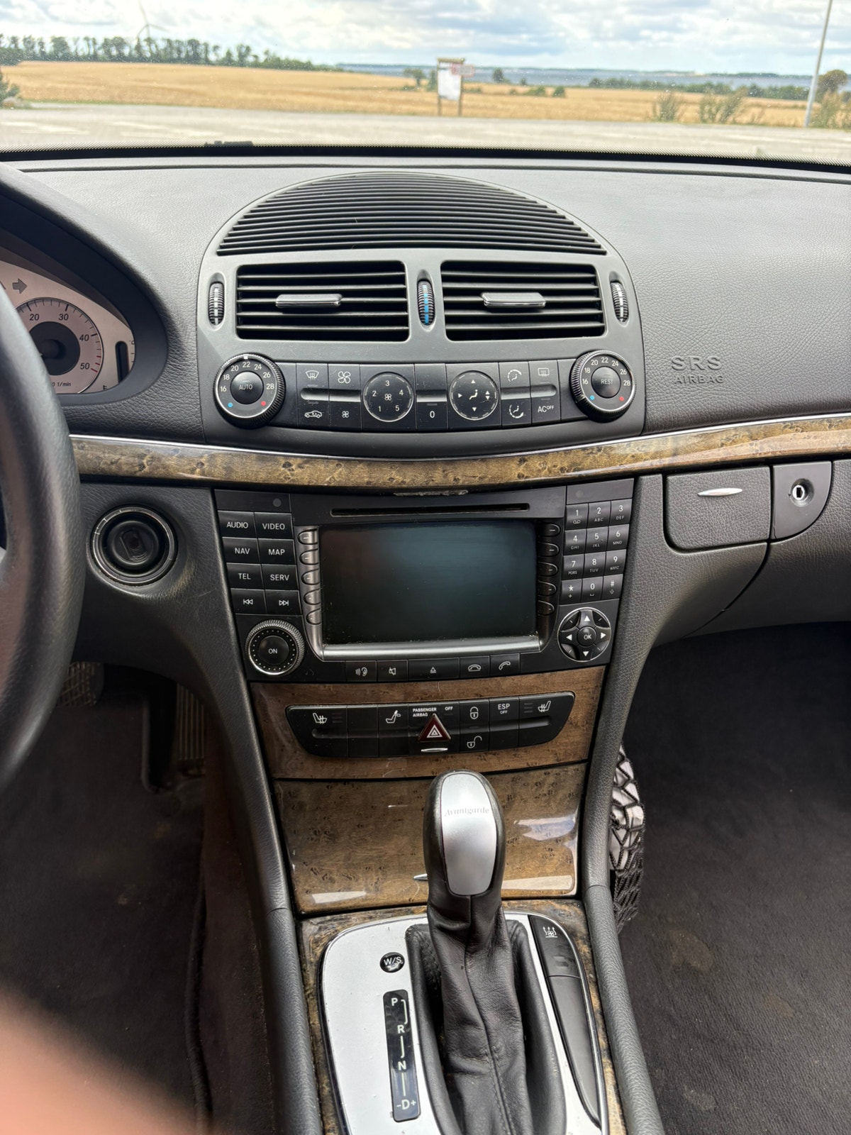 Mercedes E320 til salg hos Nabilli