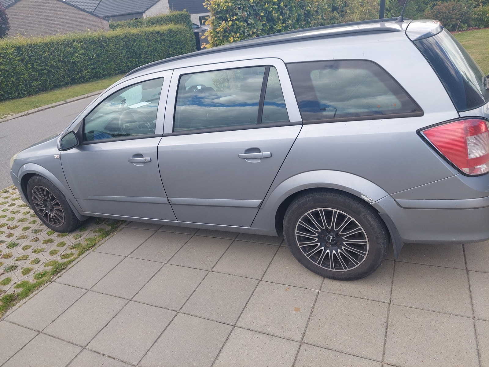 Opel Astra – billede 2