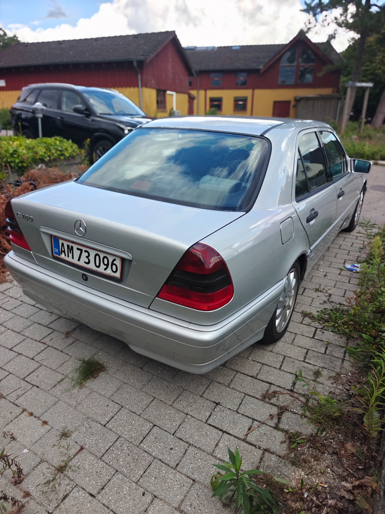 Mercedes C180 til salg hos Nabilli