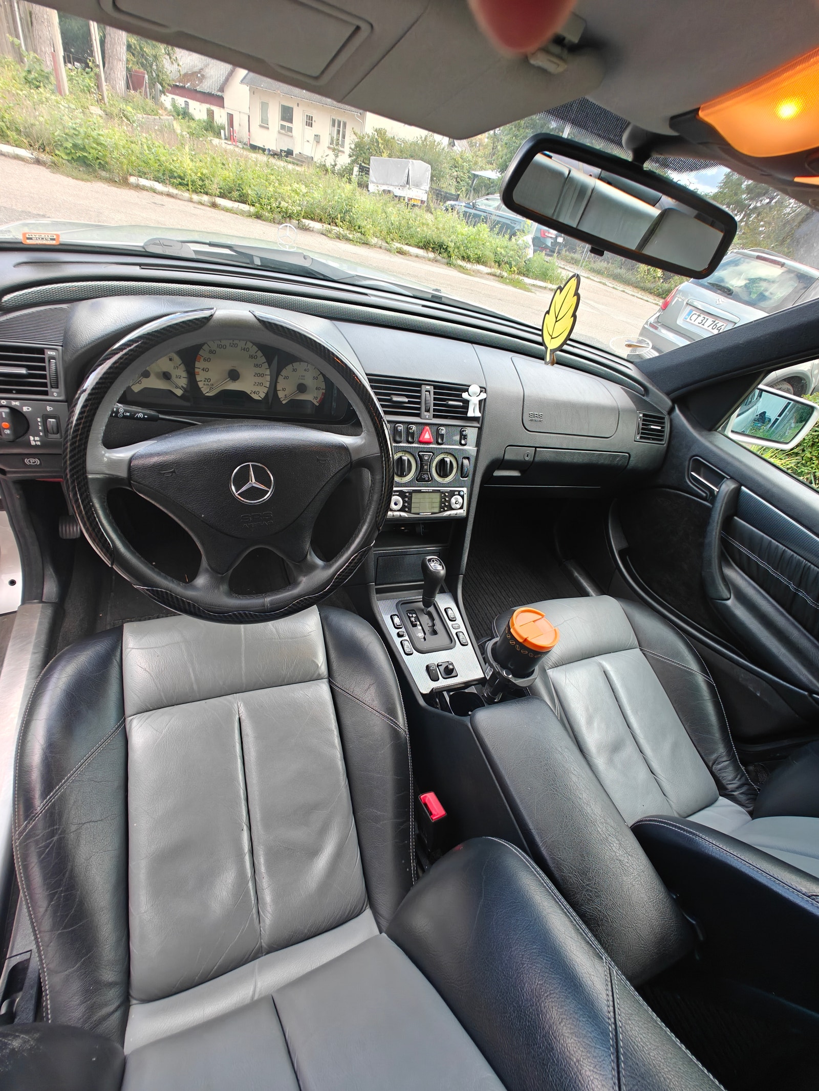 Mercedes C180 til salg hos Nabilli