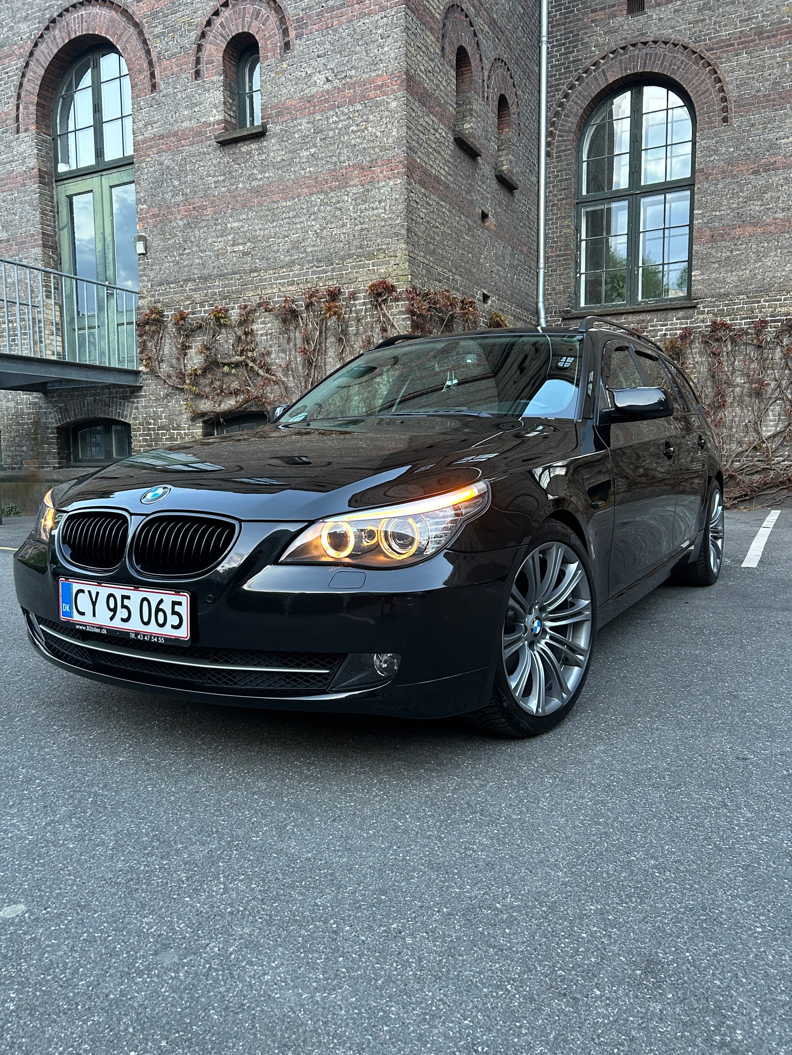 BMW 530d til salg hos Nabilli