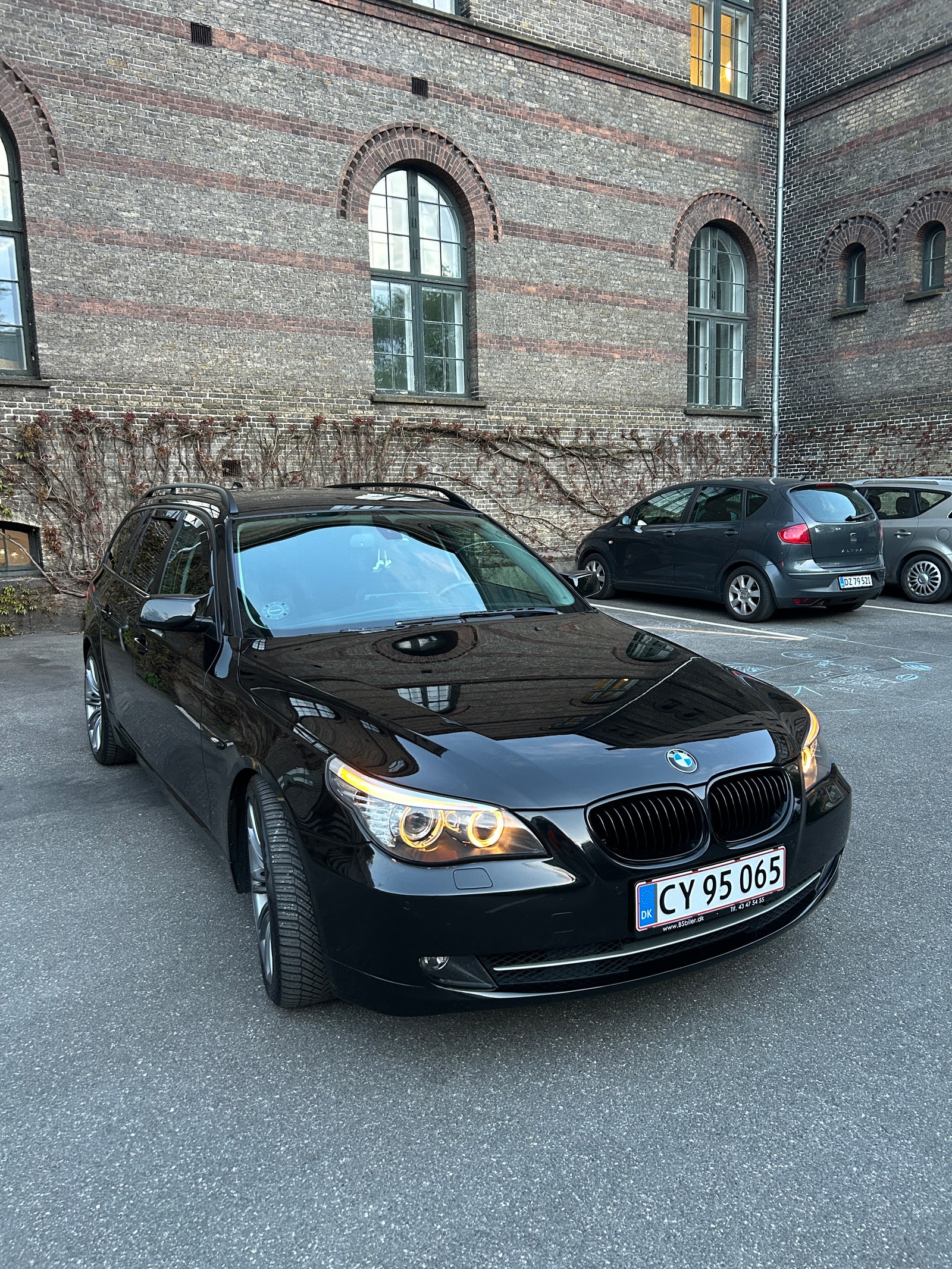 BMW 530d til salg hos Nabilli