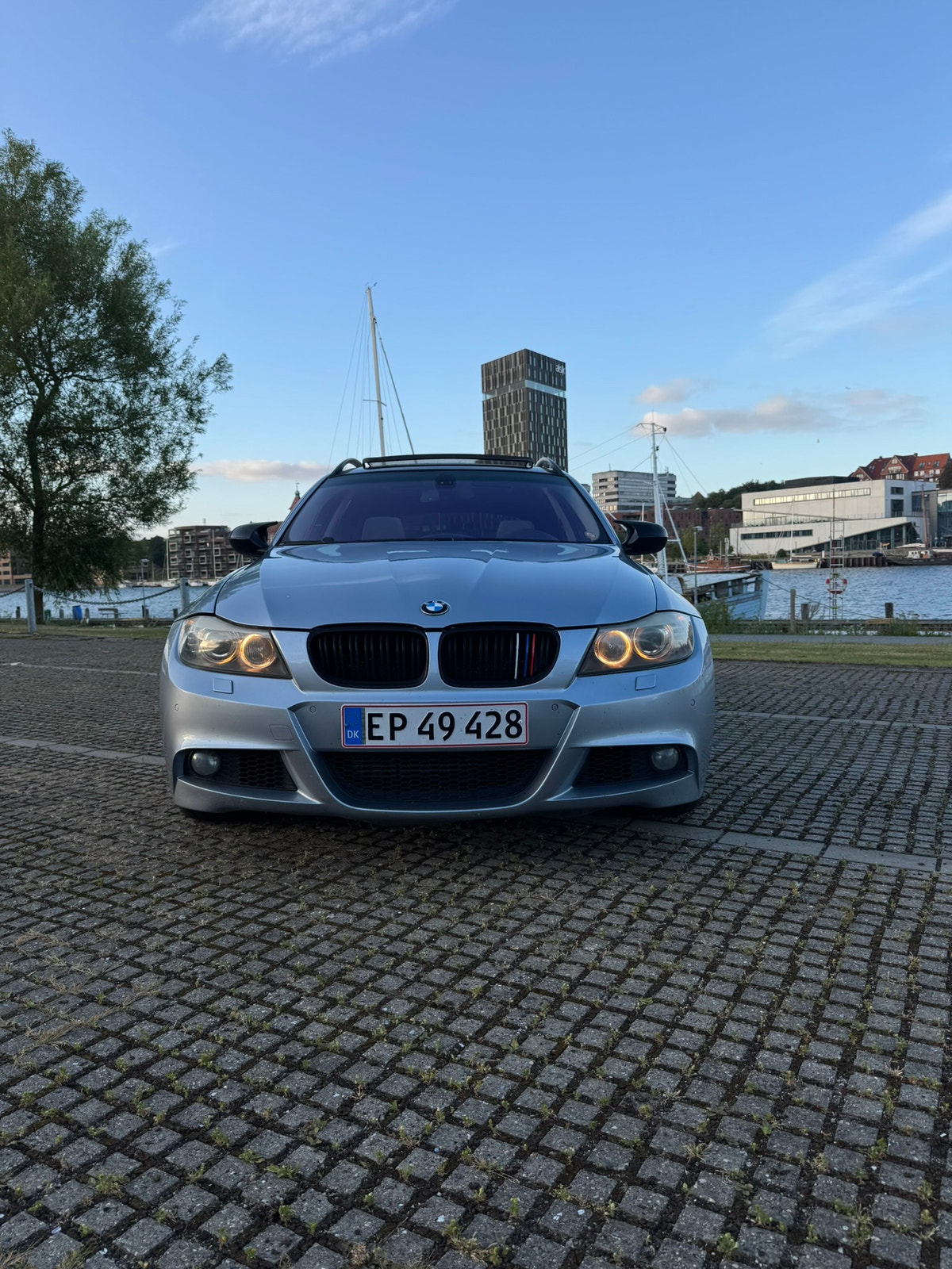 BMW 320d til salg hos Nabilli