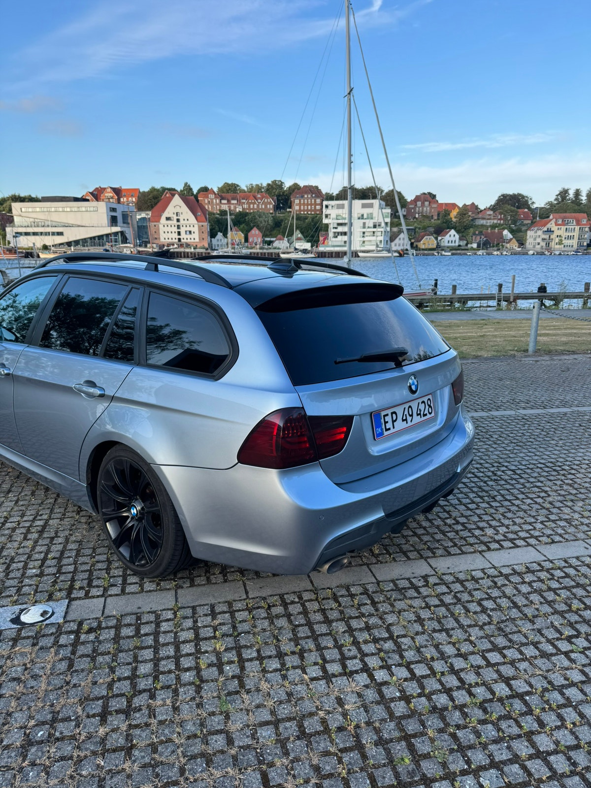 BMW 320d til salg hos Nabilli