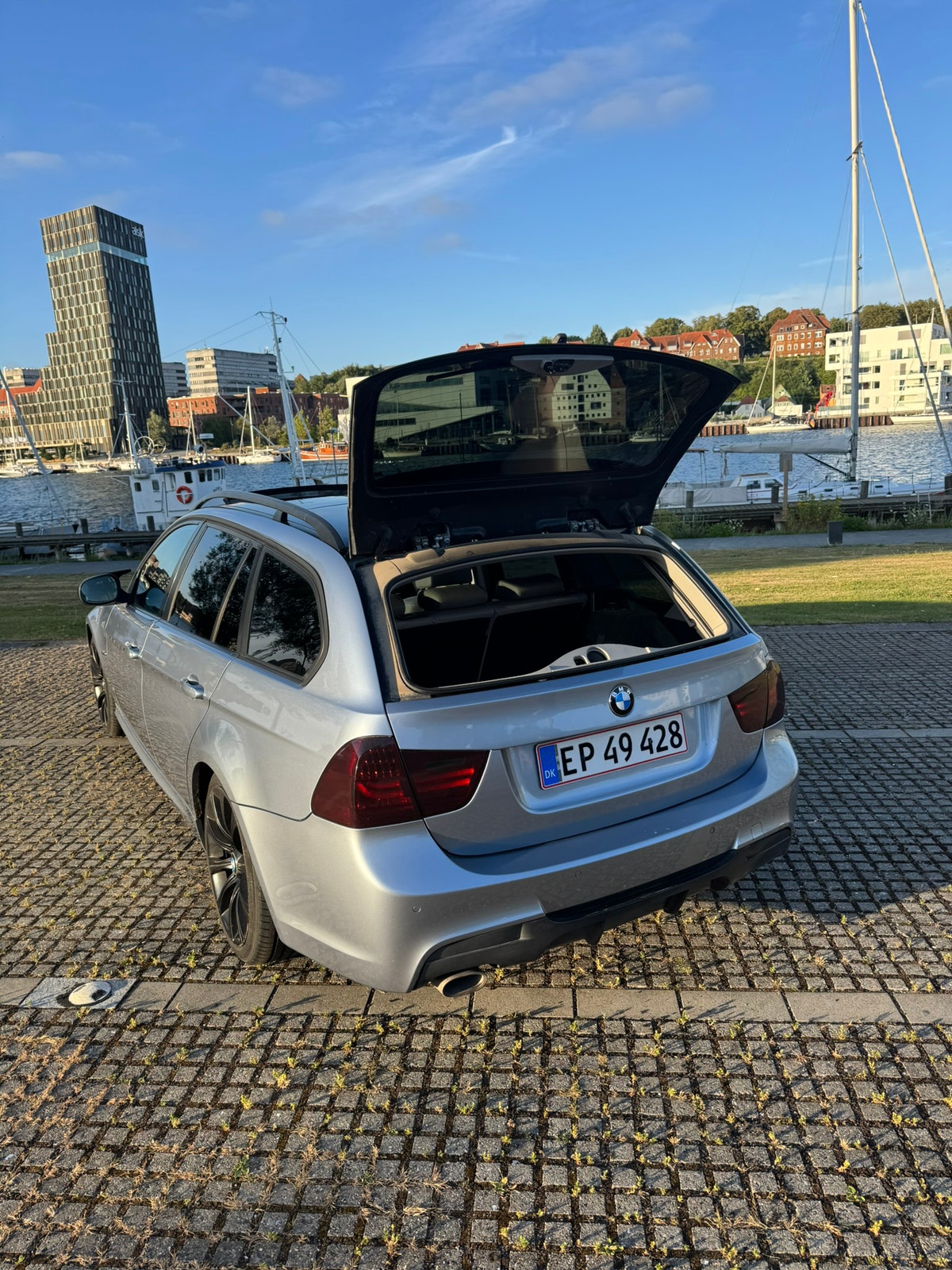 BMW 320d til salg hos Nabilli