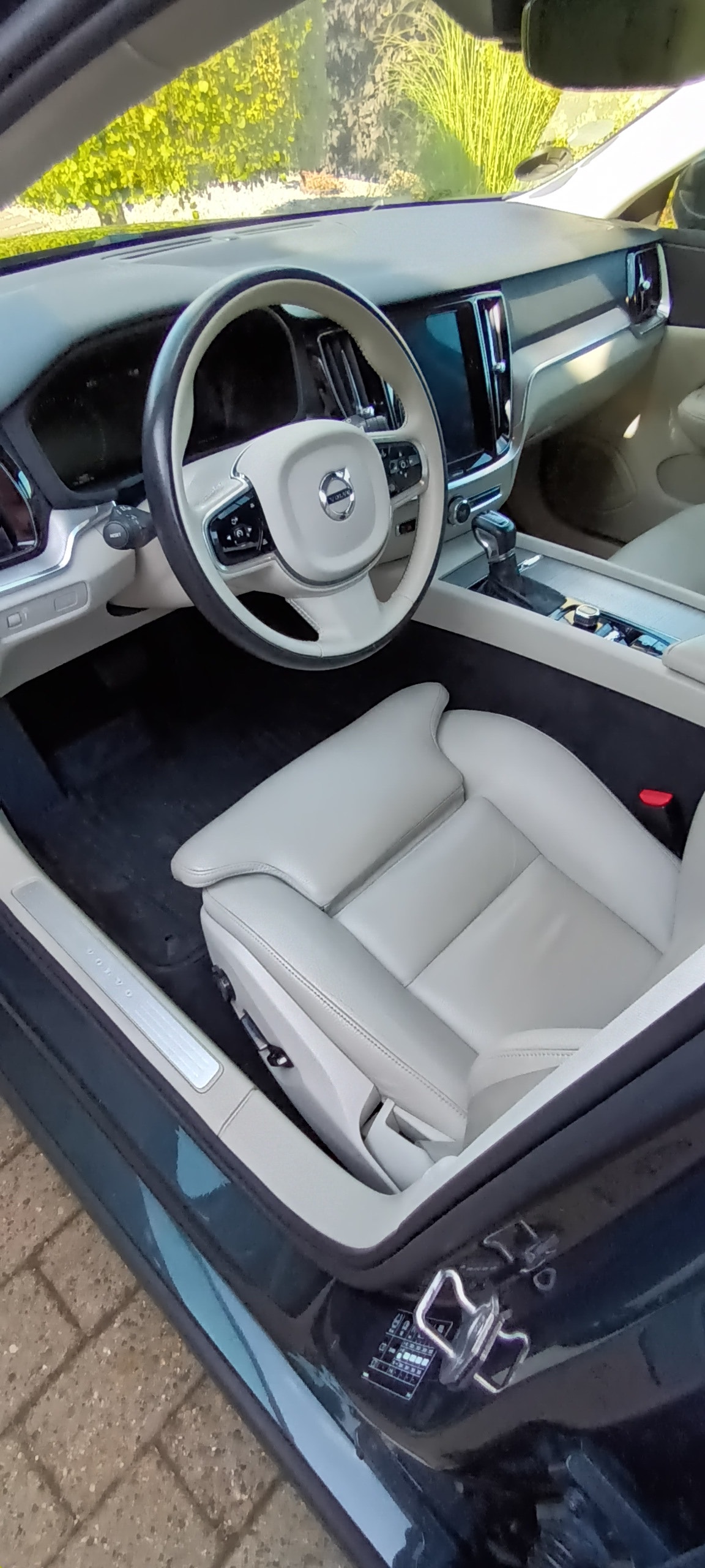 Volvo V60 til salg hos Nabilli