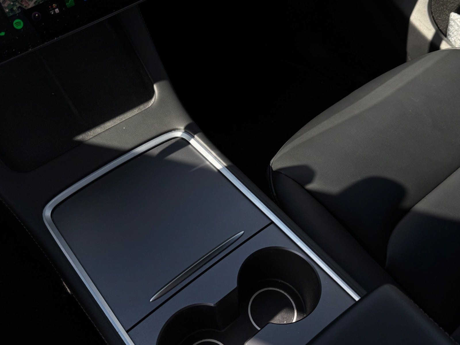 Tesla Model Y til salg hos Nabilli