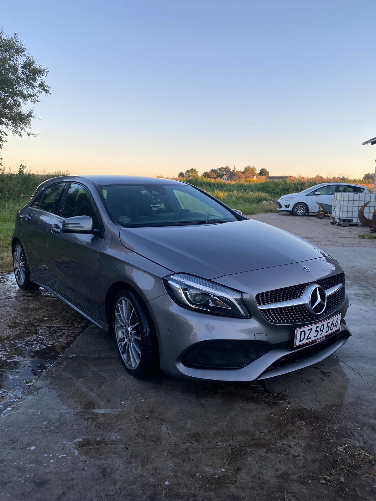 Mercedes A200 til salg hos Nabilli