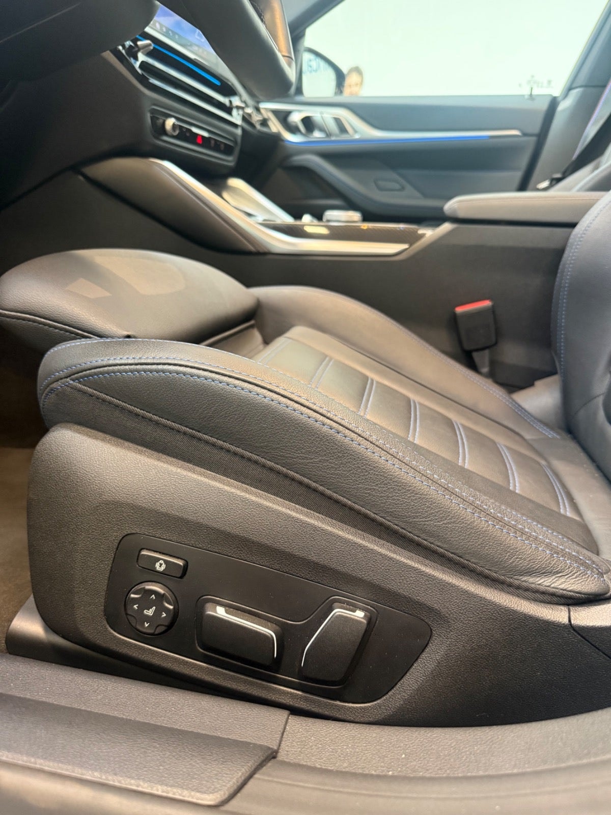 BMW i4 til salg hos Nabilli