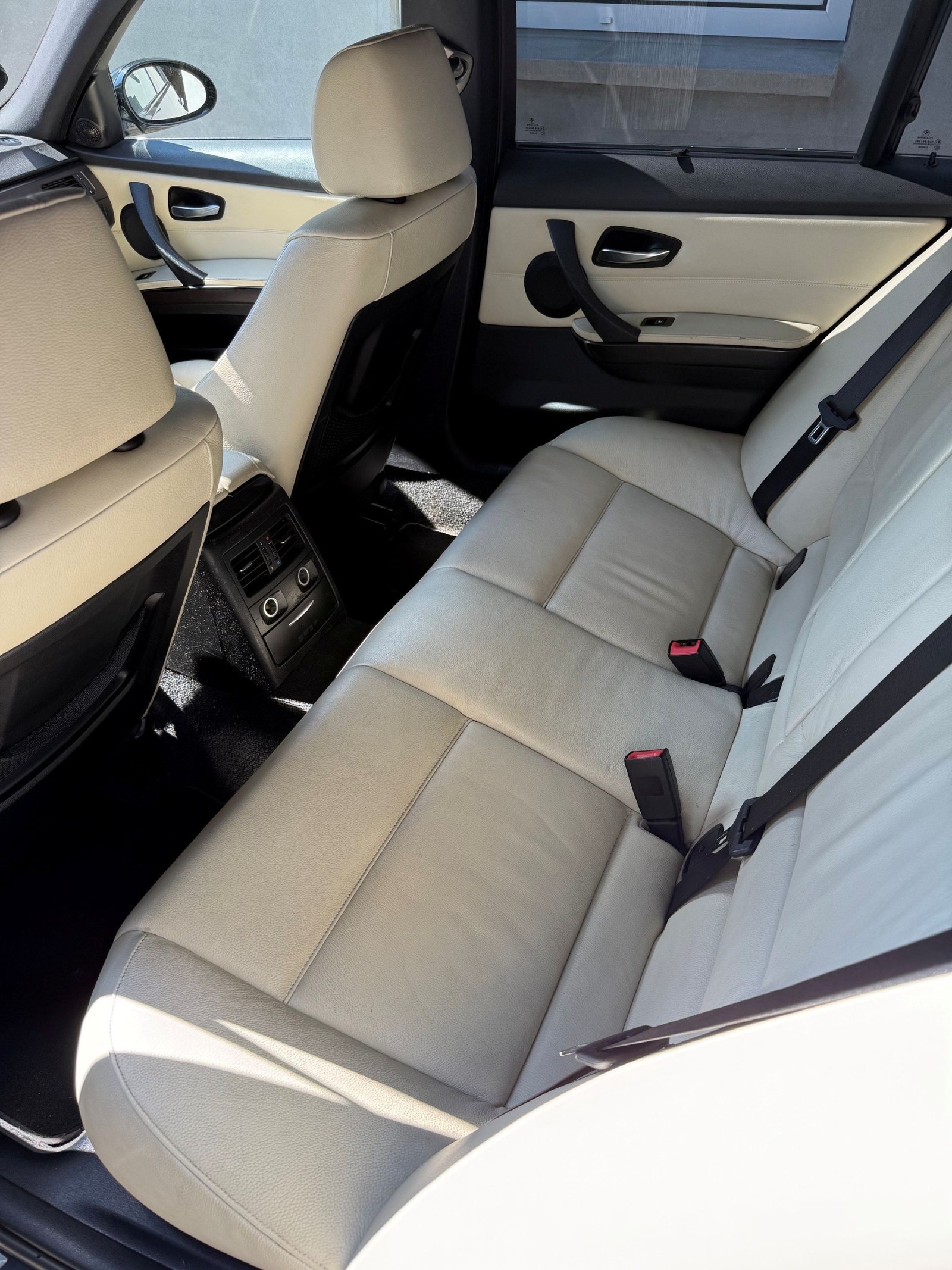 BMW 335i til salg hos Nabilli