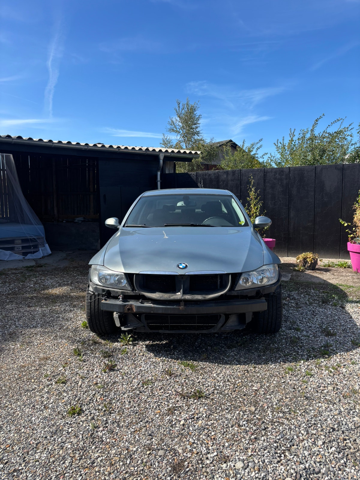 BMW 320i til salg hos Nabilli
