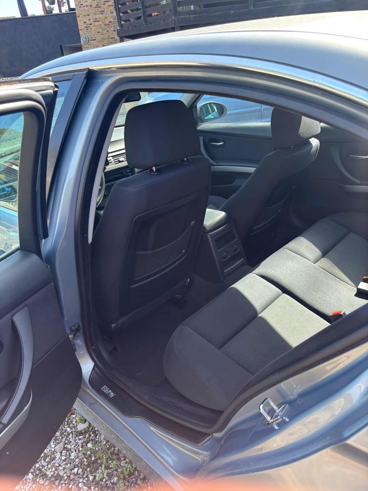 BMW 320i til salg hos Nabilli