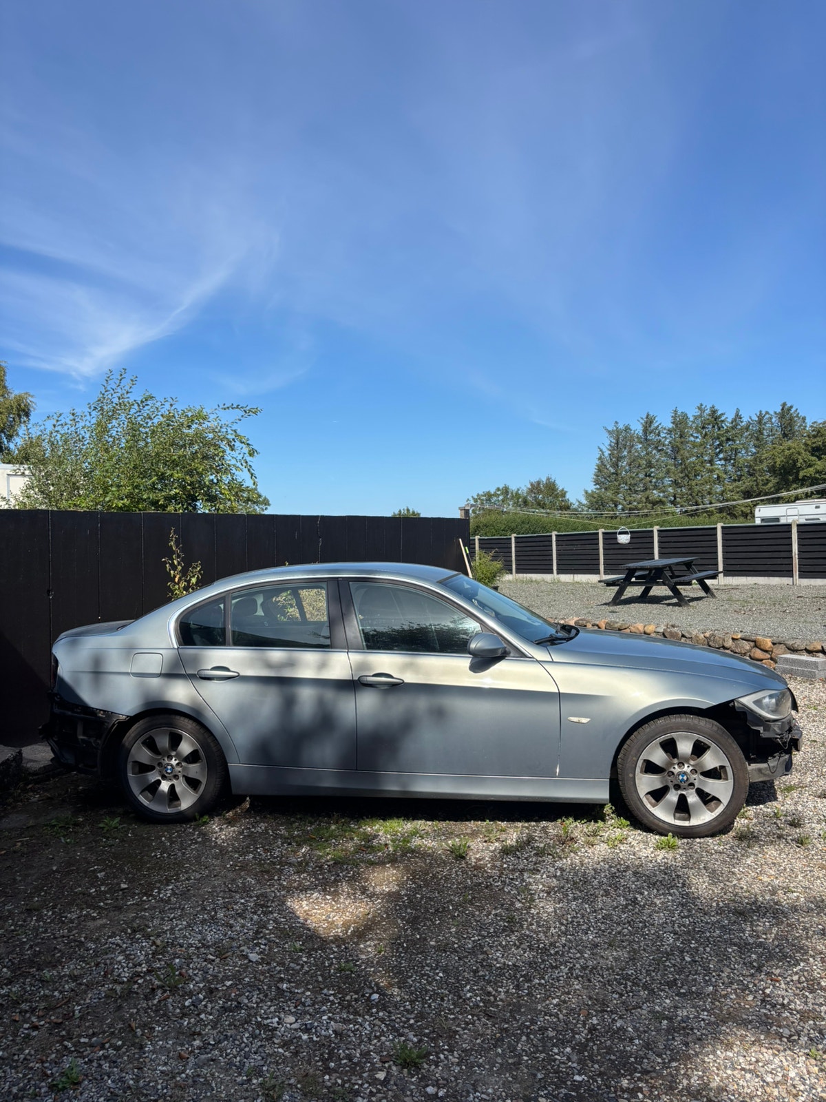 BMW 320i til salg hos Nabilli