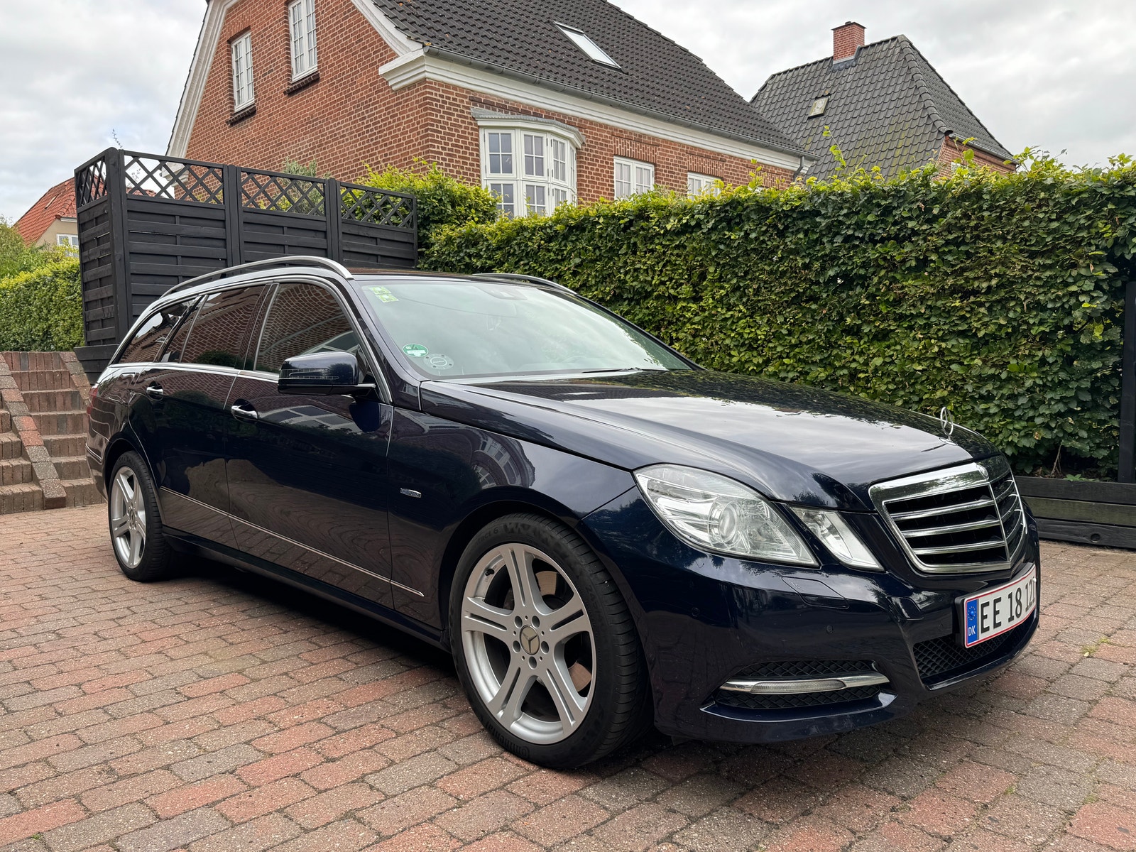 Mercedes E300 til salg hos Nabilli