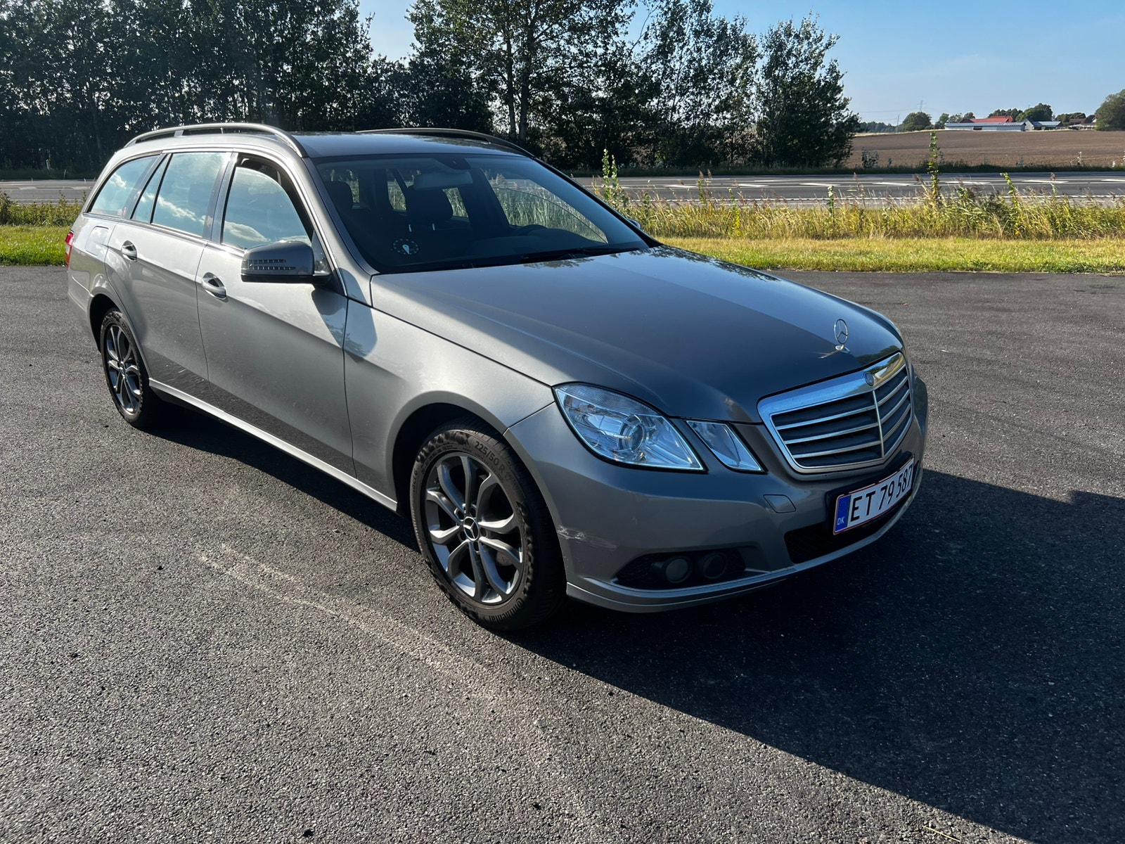 Mercedes E200 til salg hos Nabilli