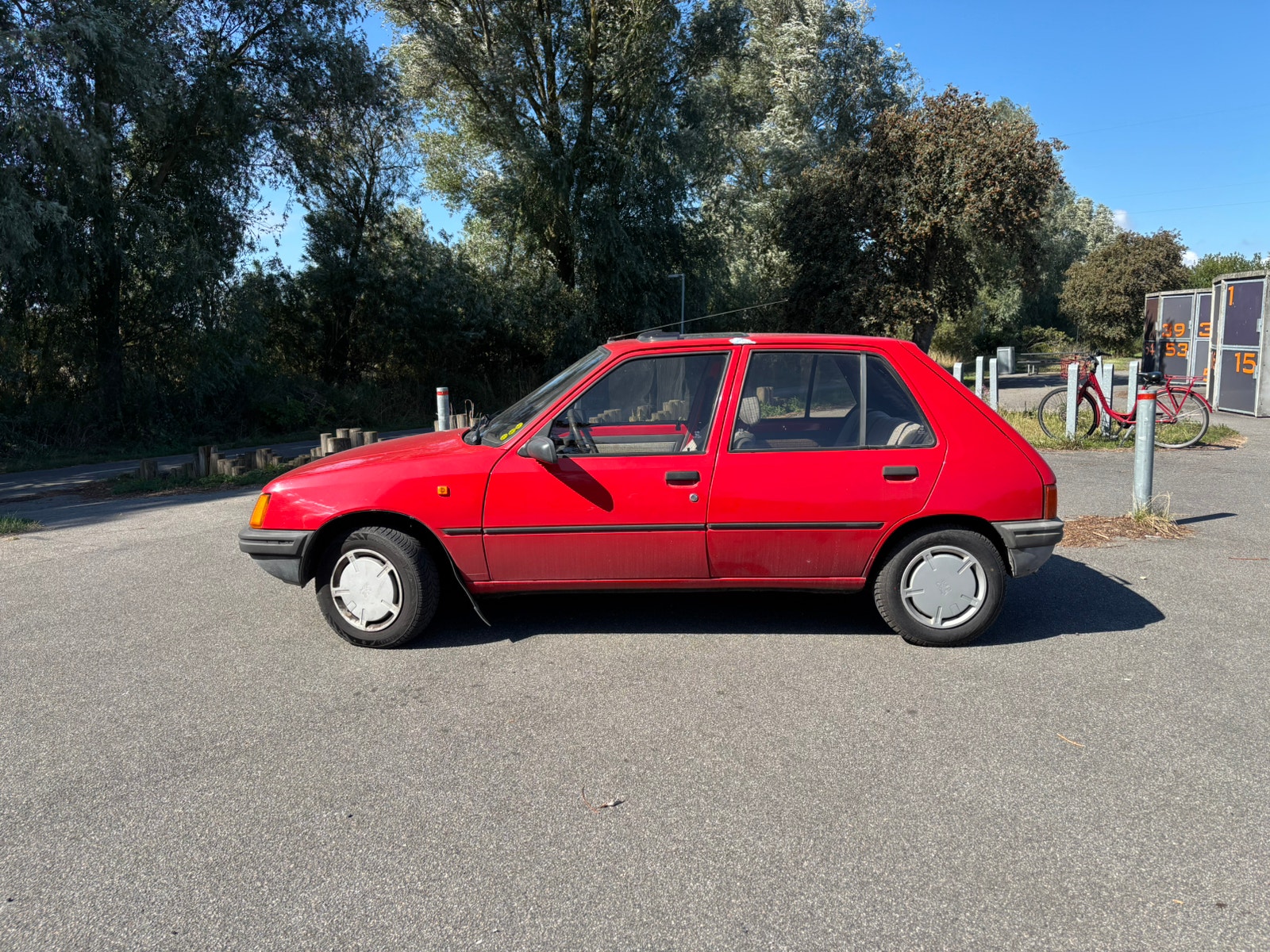 Peugeot 205 til salg hos Nabilli