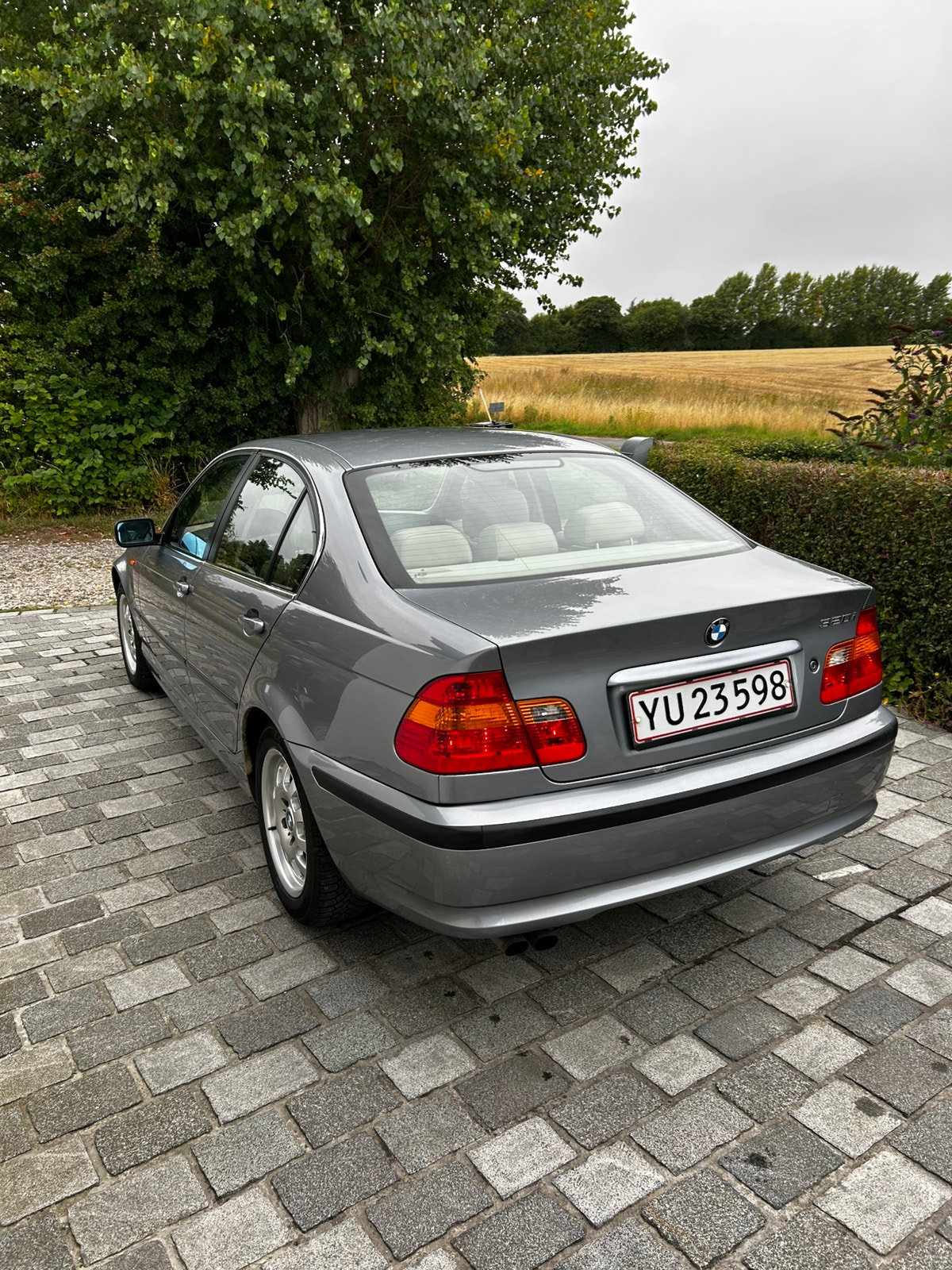 BMW 320i til salg hos Nabilli