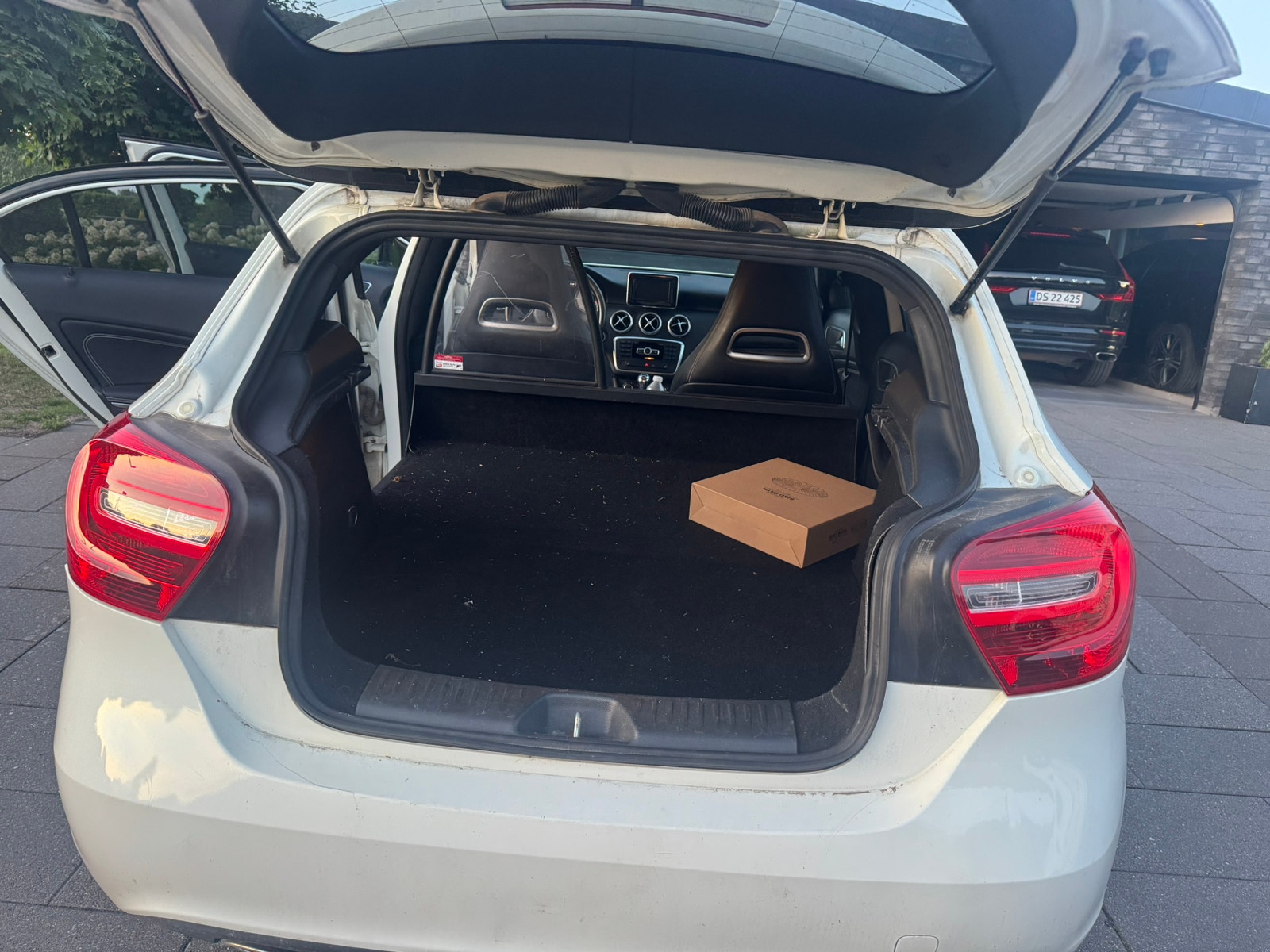 Mercedes A180 til salg hos Nabilli