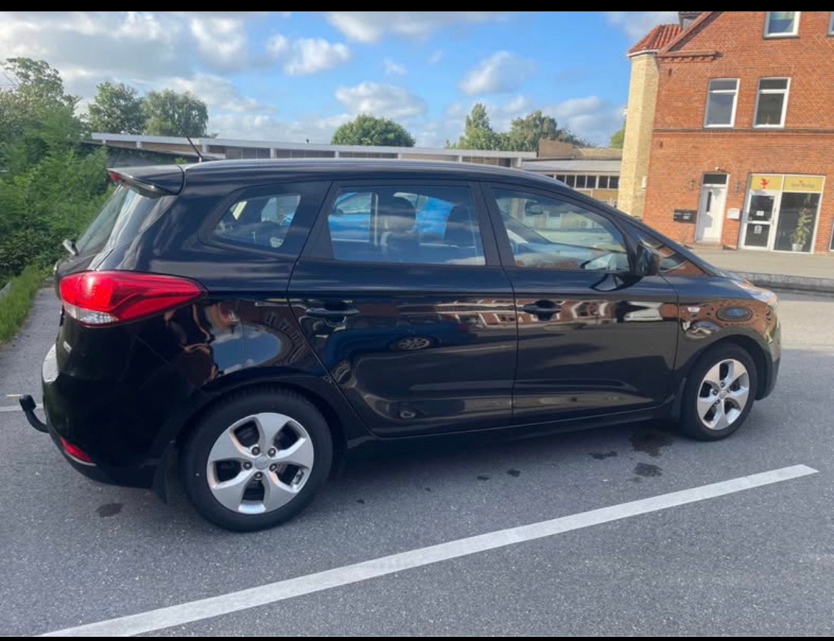 Kia Carens til salg hos Nabilli