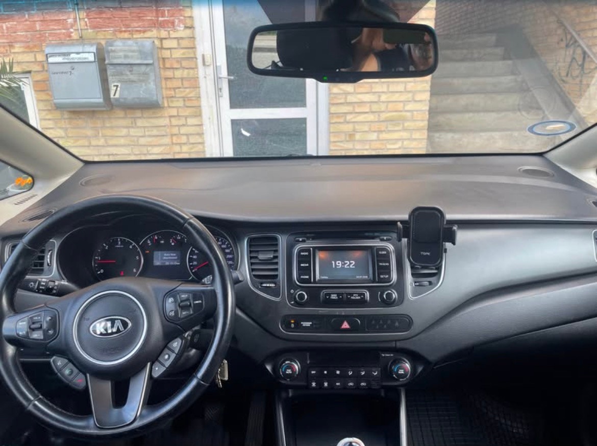 Kia Carens til salg hos Nabilli