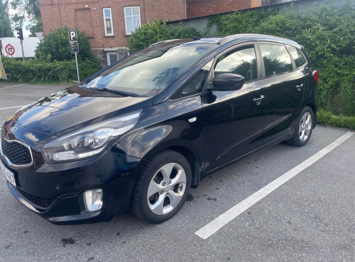 Kia Carens til salg hos Nabilli
