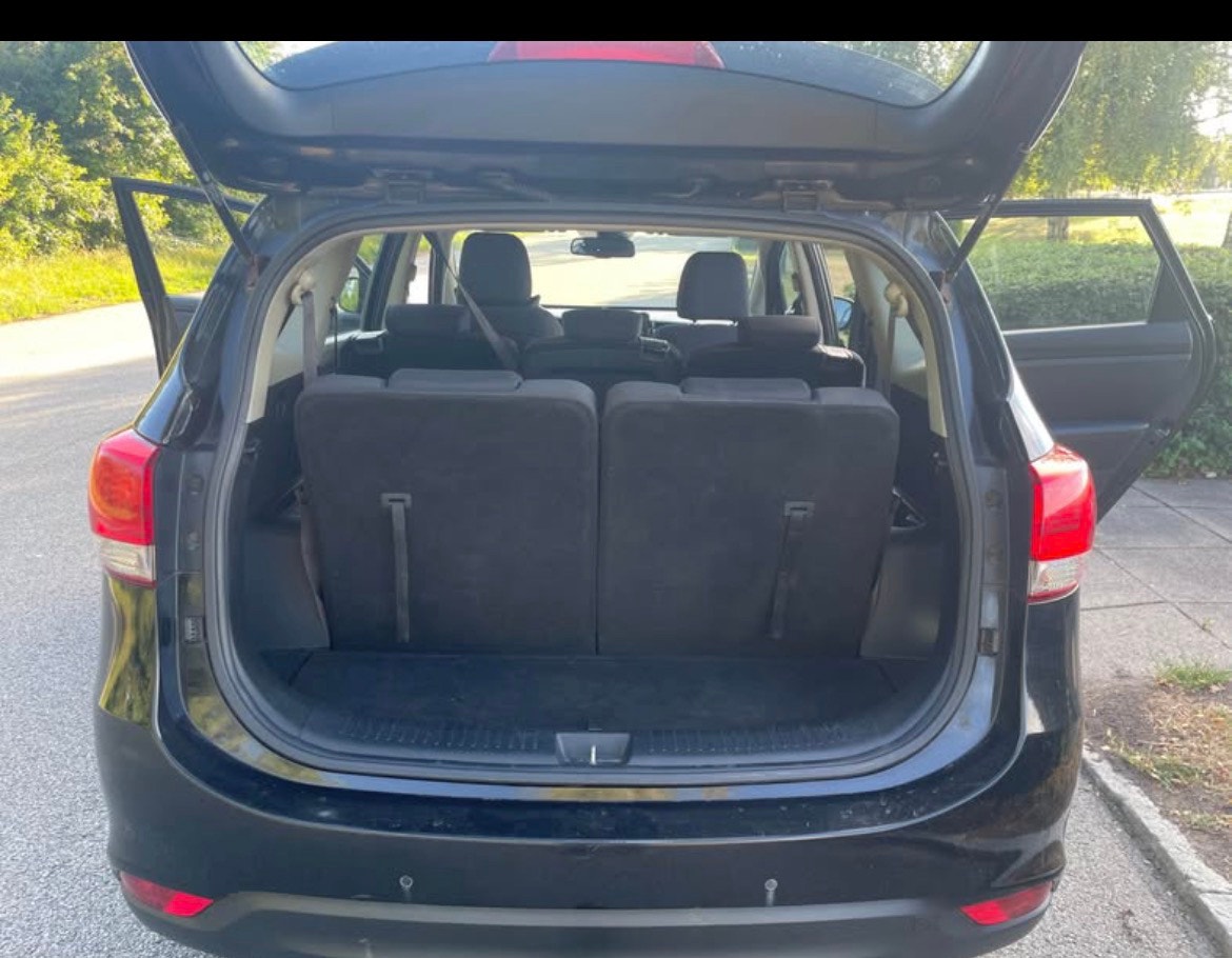 Kia Carens til salg hos Nabilli