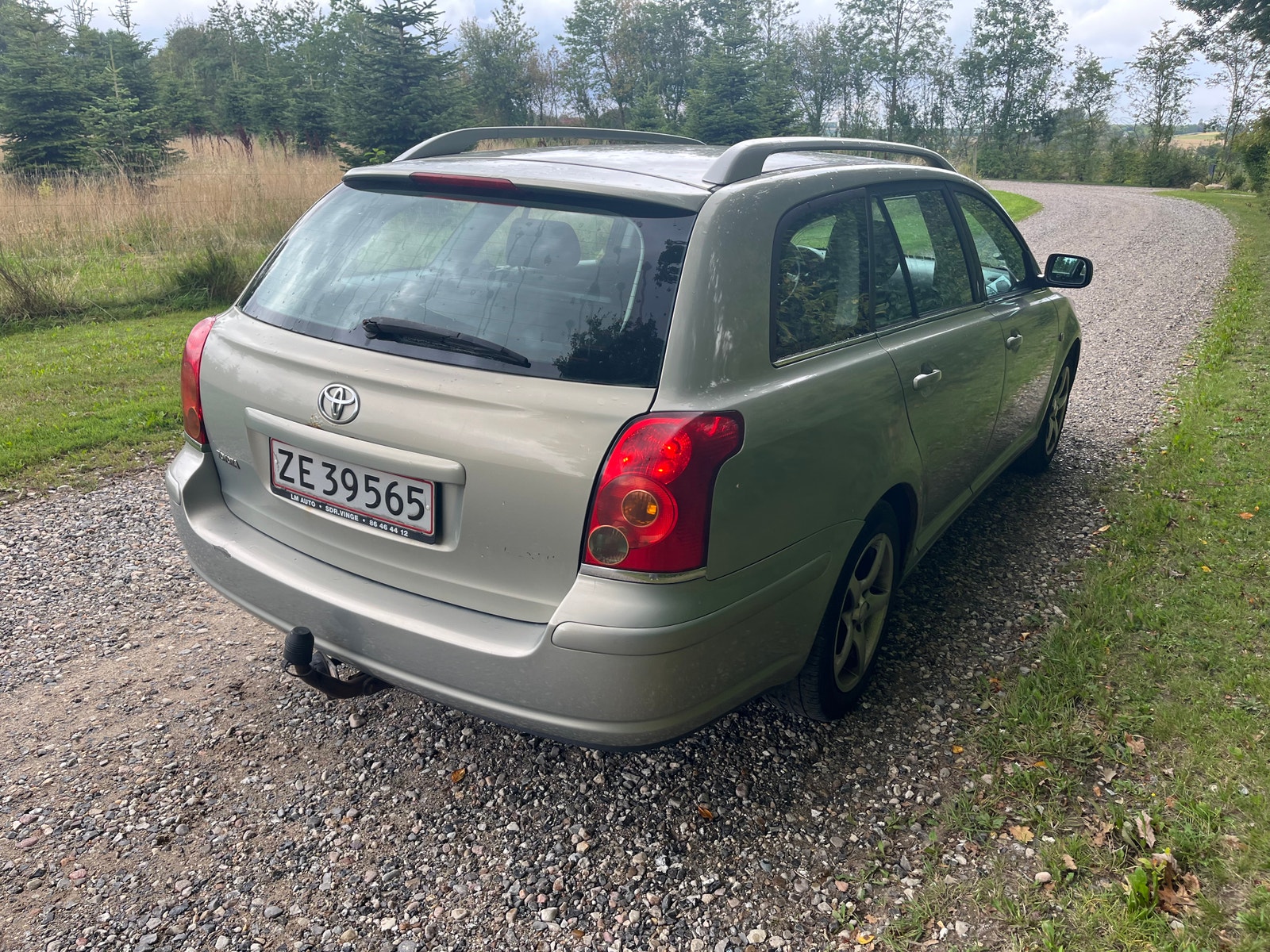 Toyota Avensis – billede 7