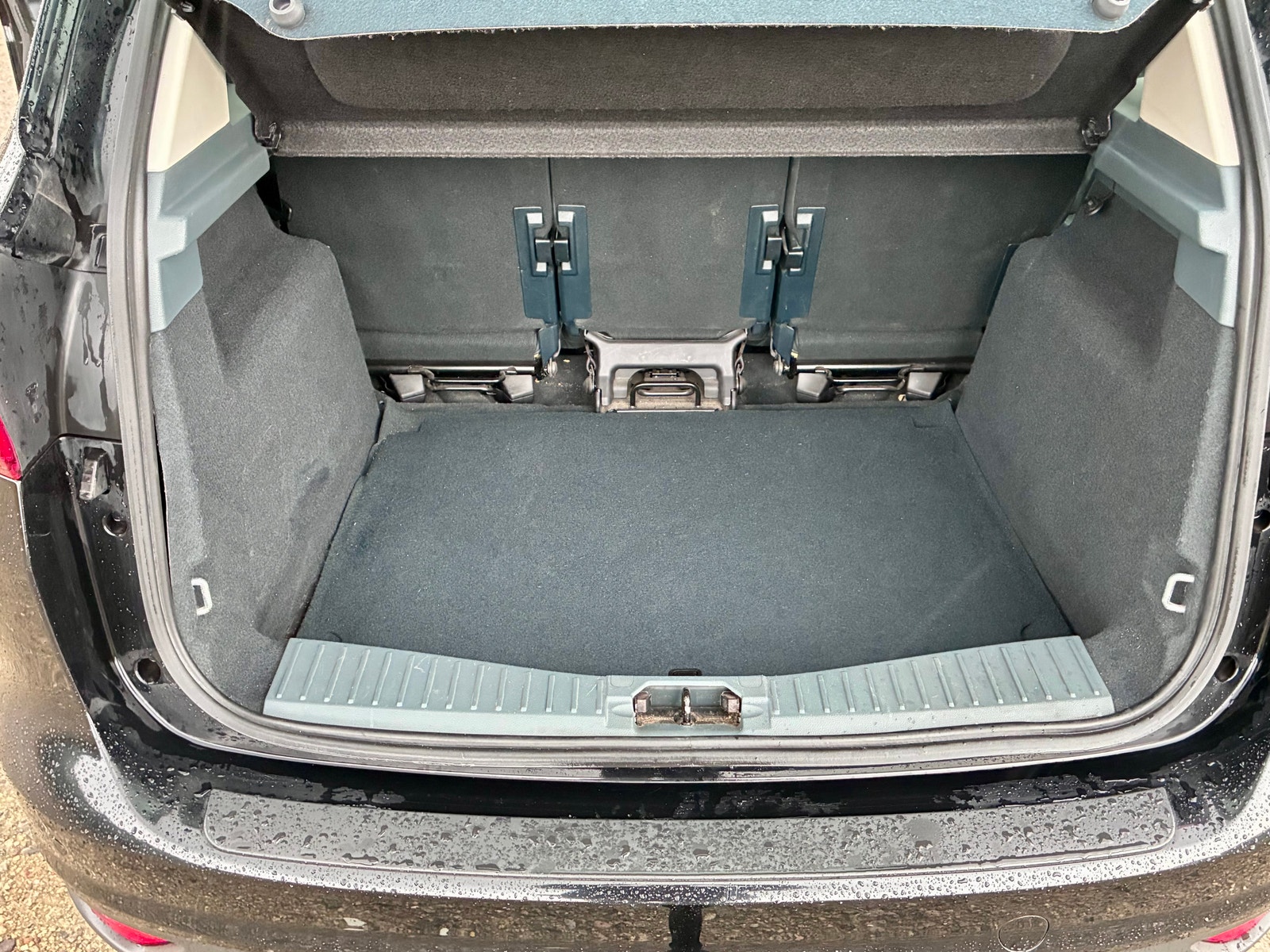 Ford C-Max til salg hos Nabilli