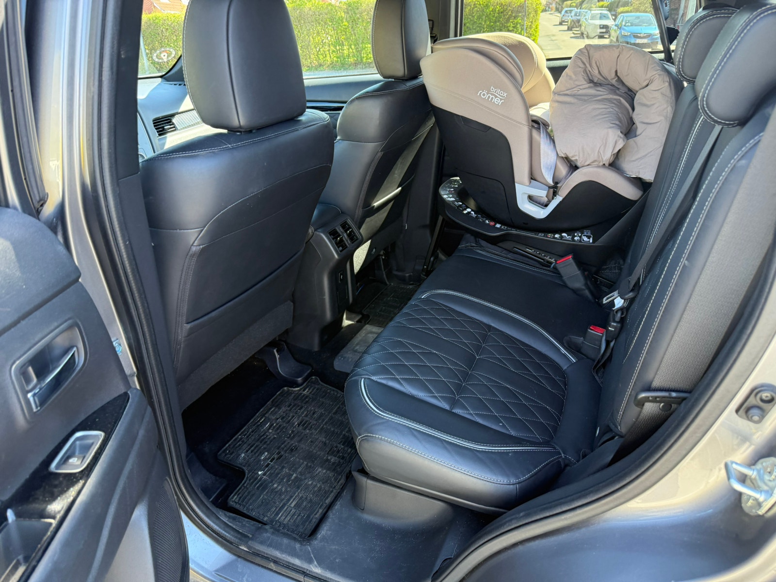 Mitsubishi Outlander – billede 8