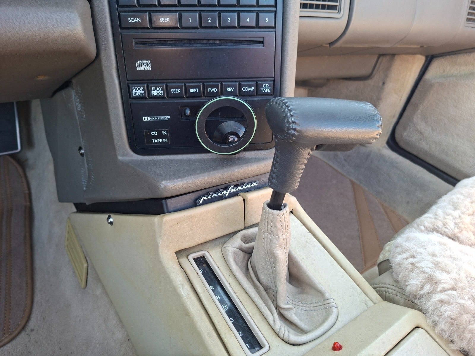 Cadillac Allante – billede 24