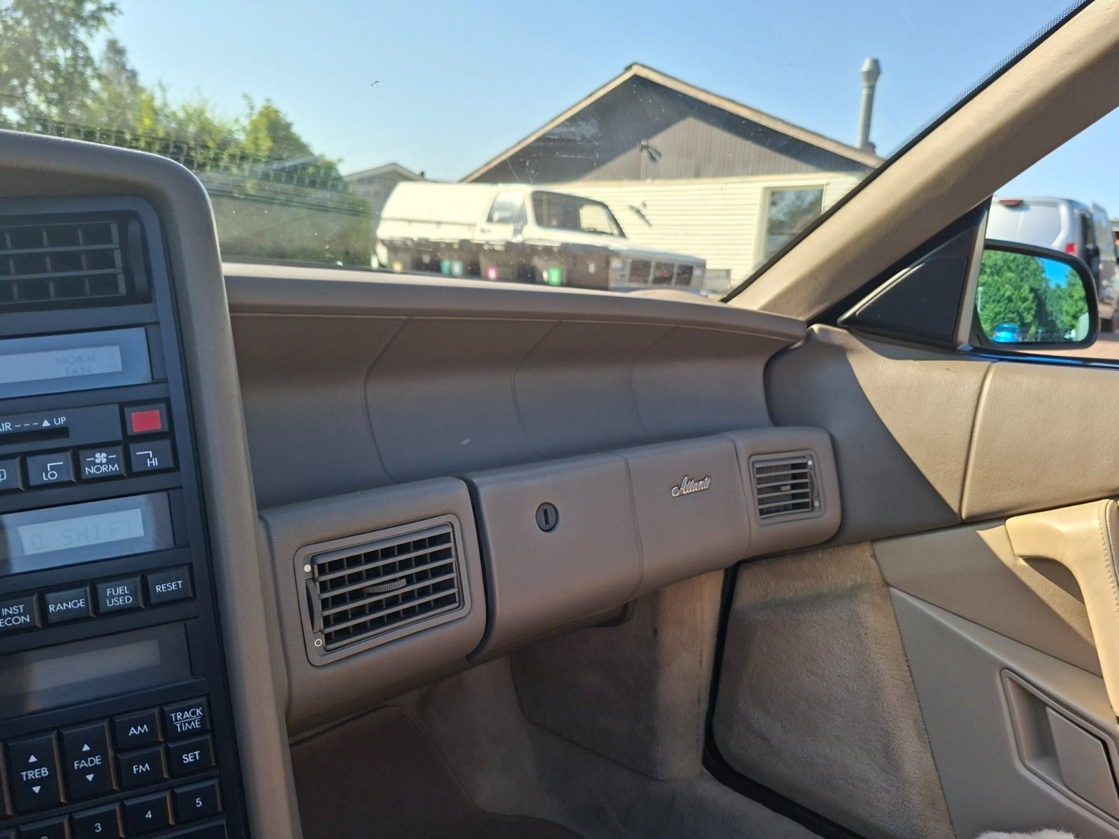 Cadillac Allante – billede 23