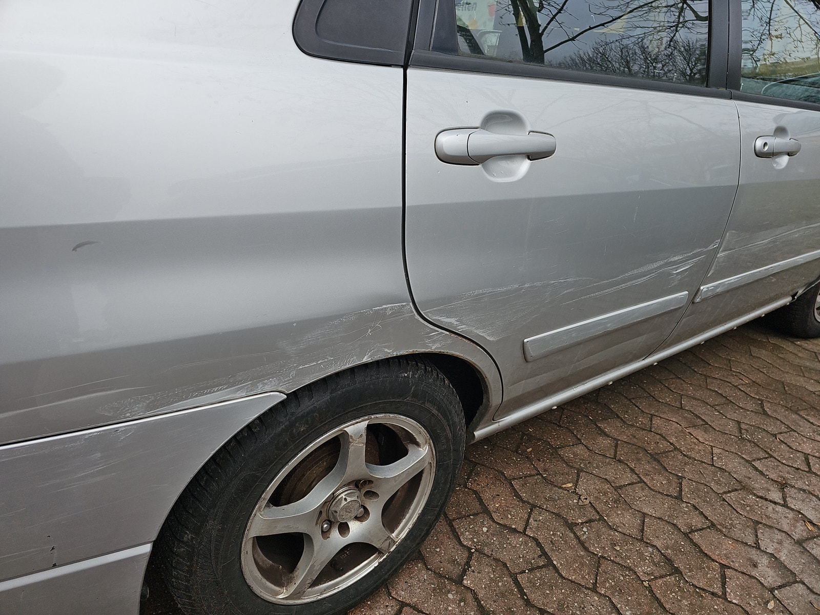 Suzuki Liana – billede 8