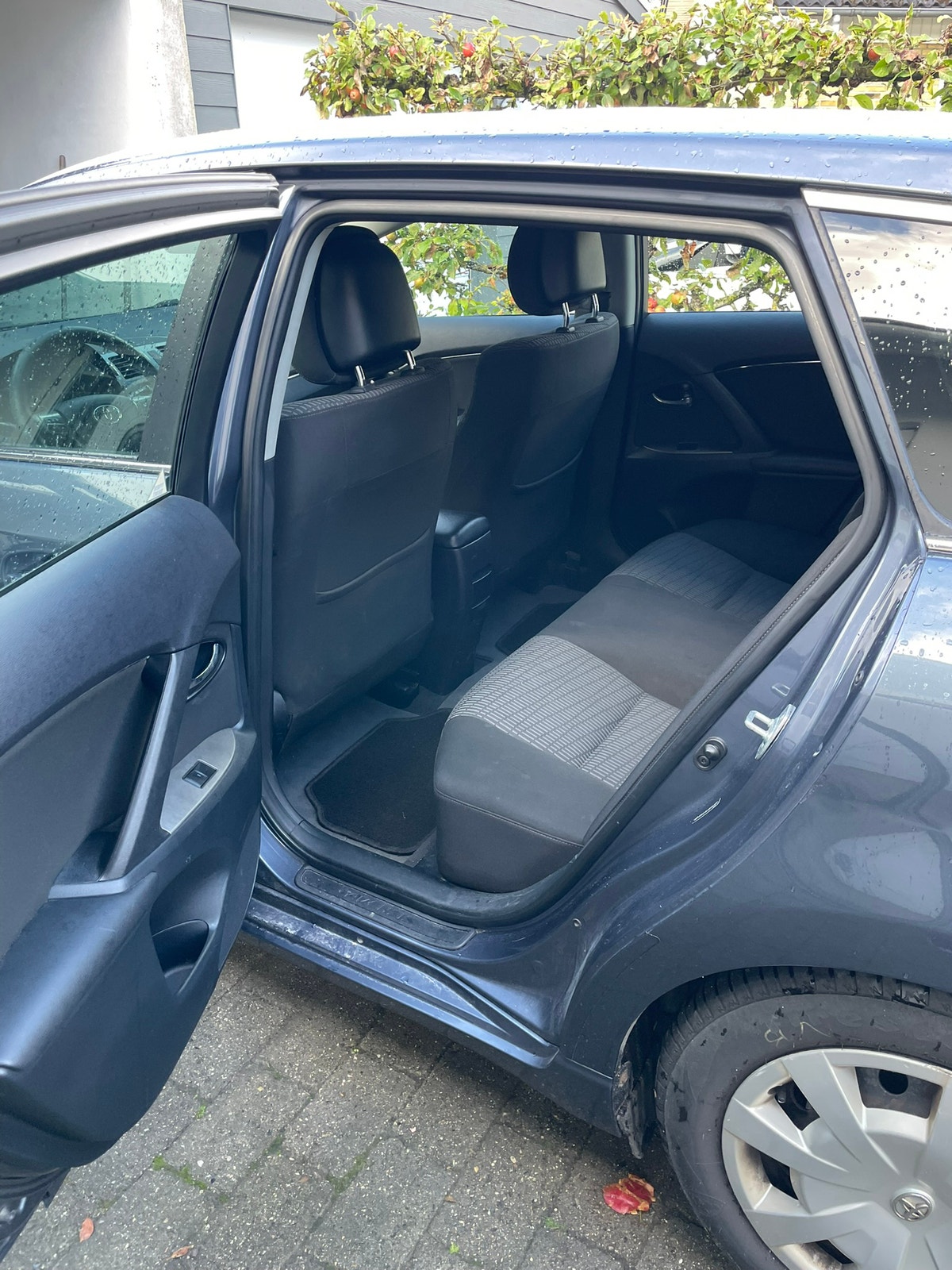 Toyota Avensis – billede 5