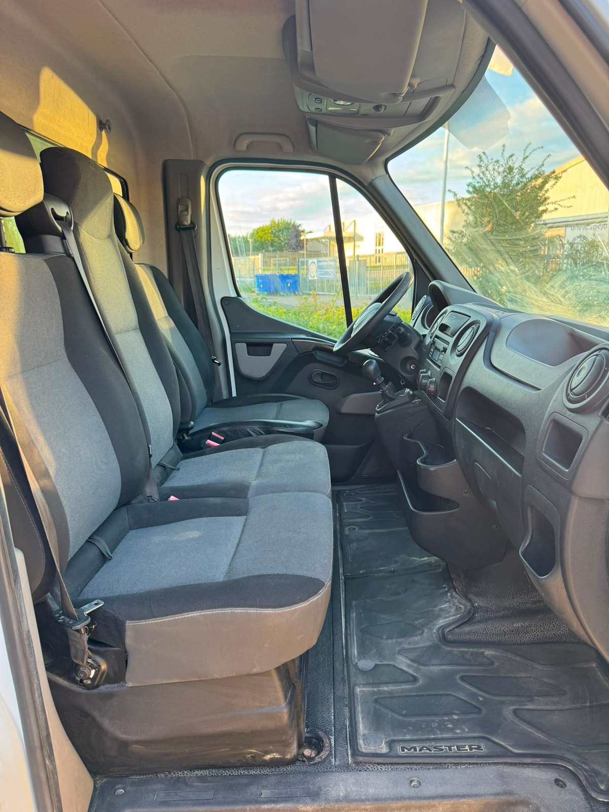 Renault Master III T35 til salg hos Nabilli