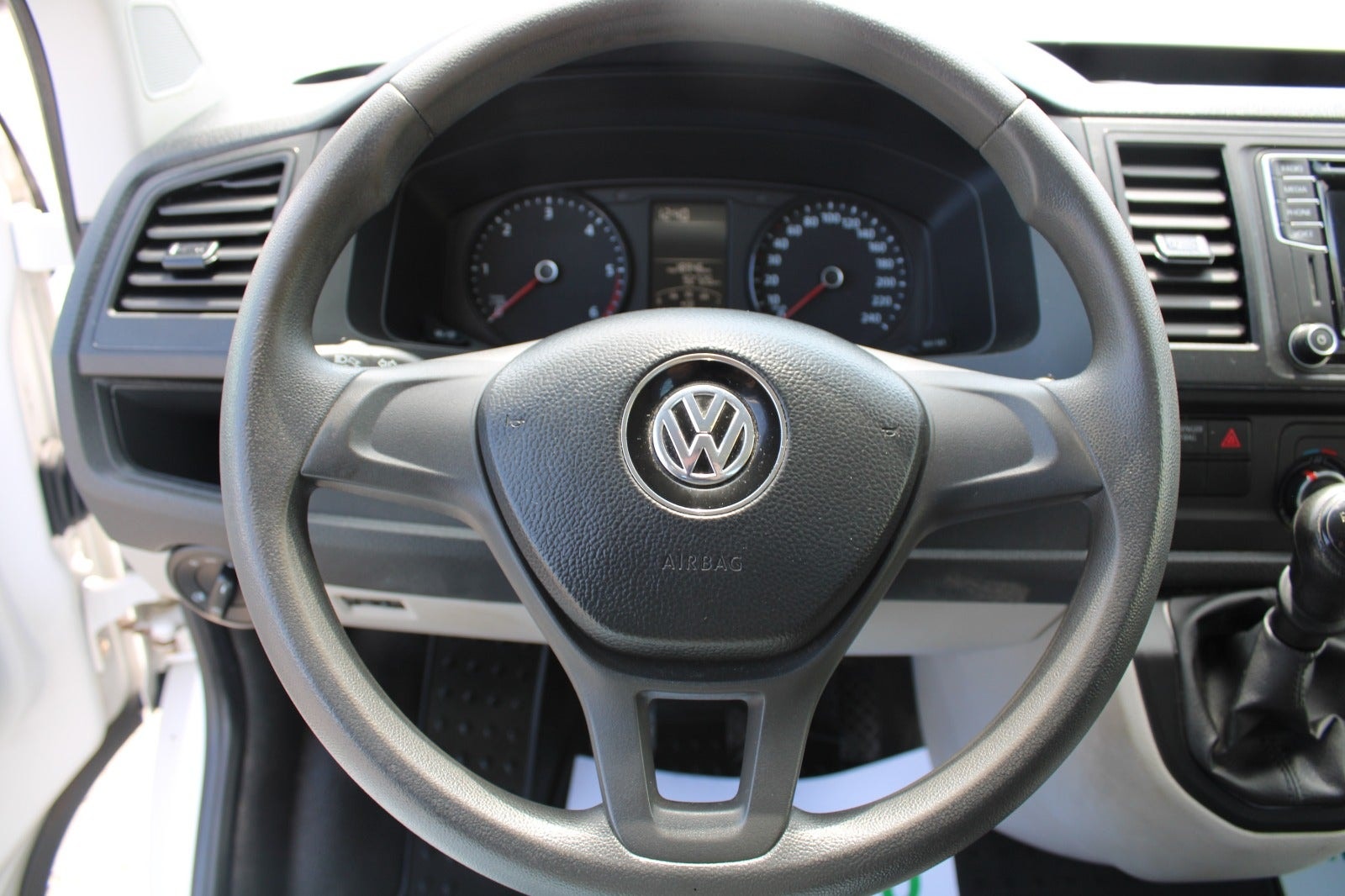VW Transporter til salg hos Nabilli