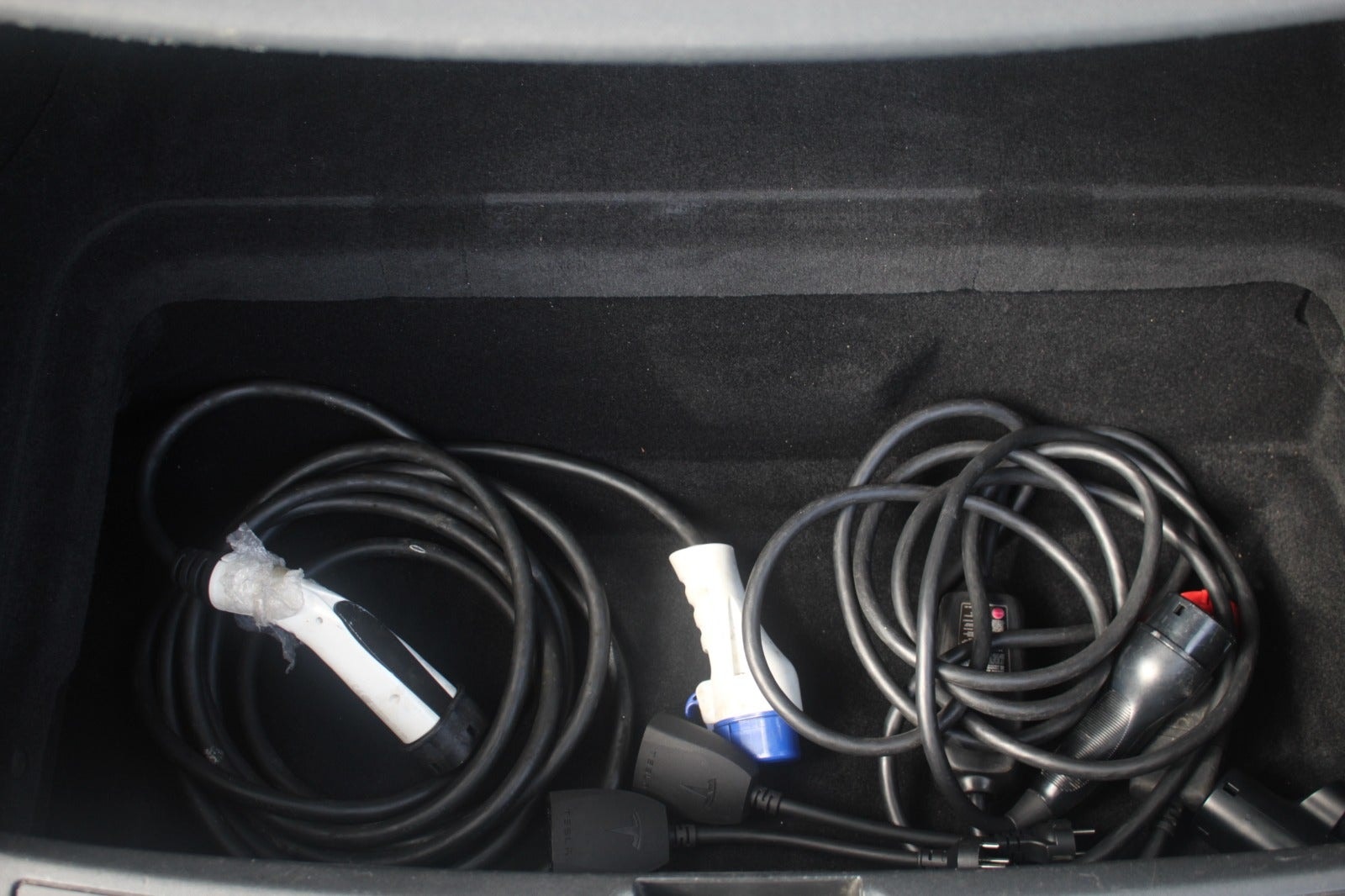 Tesla Model S til salg hos Nabilli