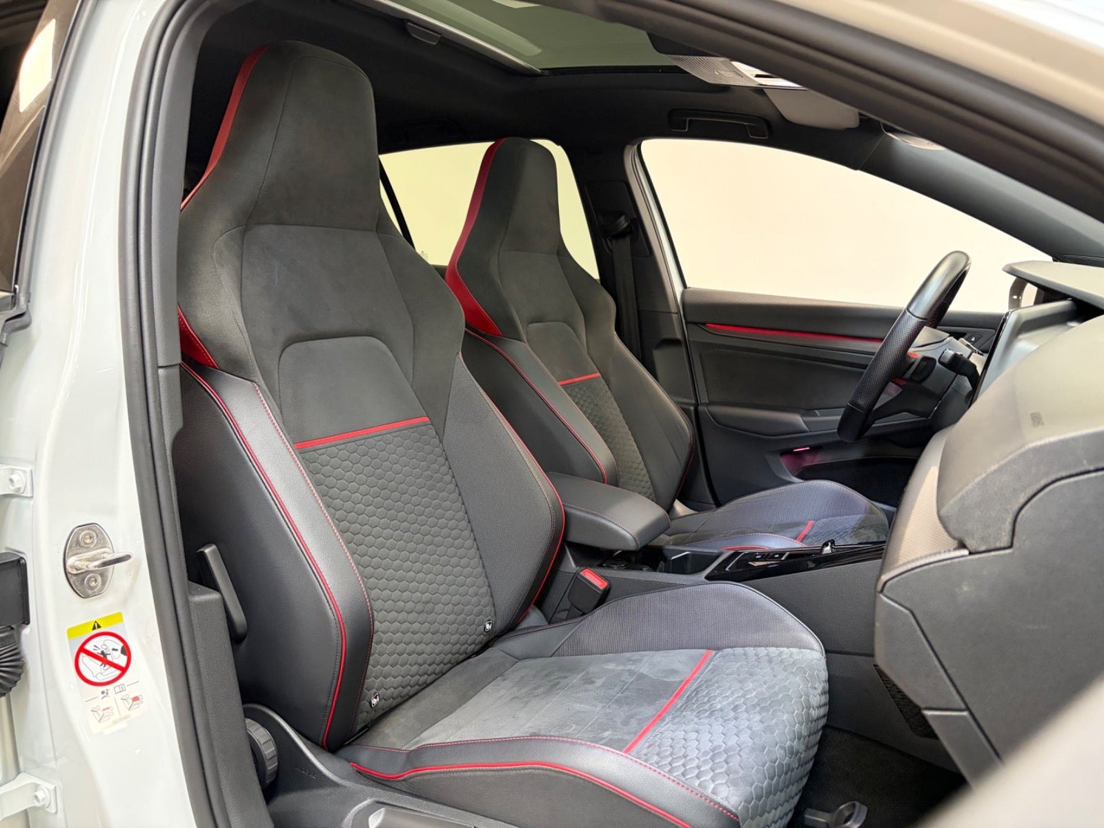 VW Golf VIII til salg hos Nabilli