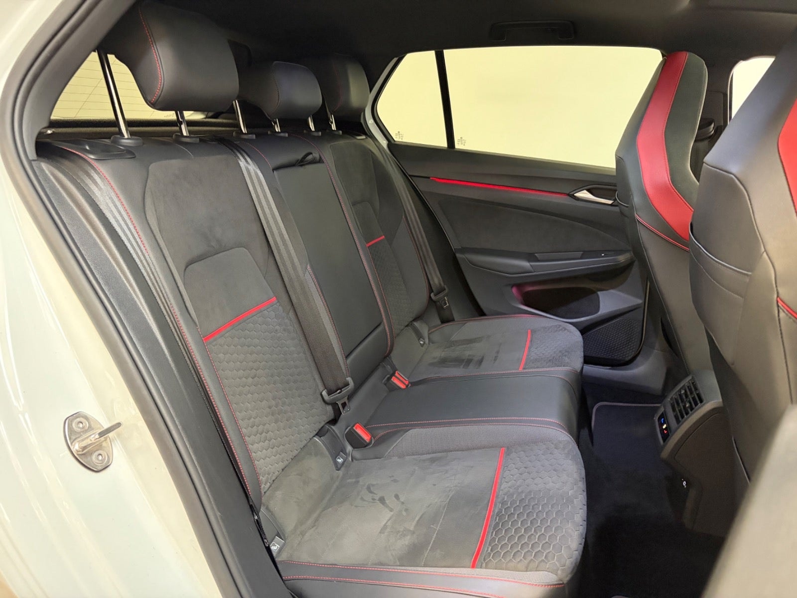 VW Golf VIII til salg hos Nabilli