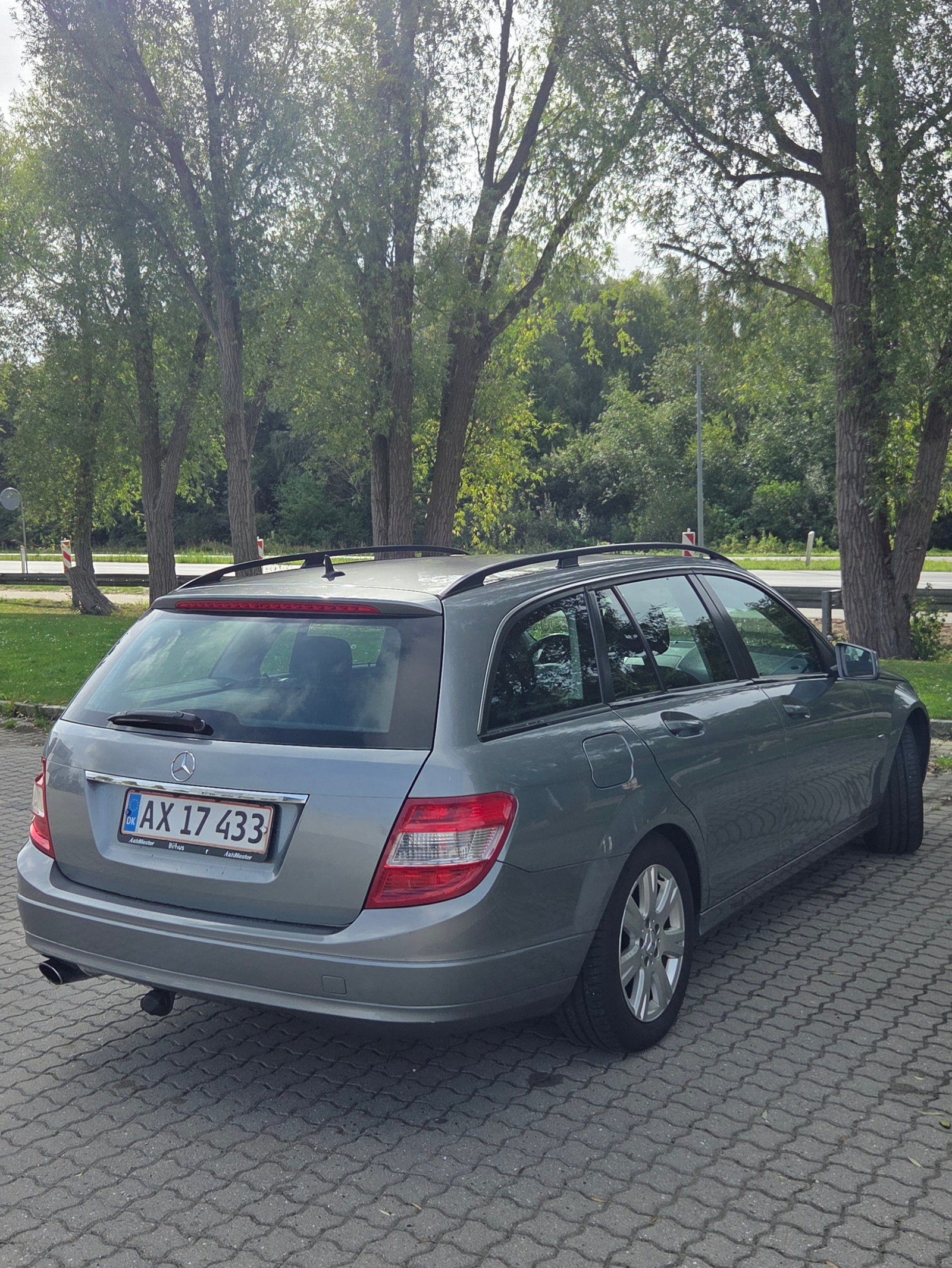 Mercedes C200 til salg hos Nabilli