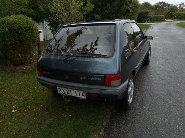 Peugeot 205 til salg hos Nabilli