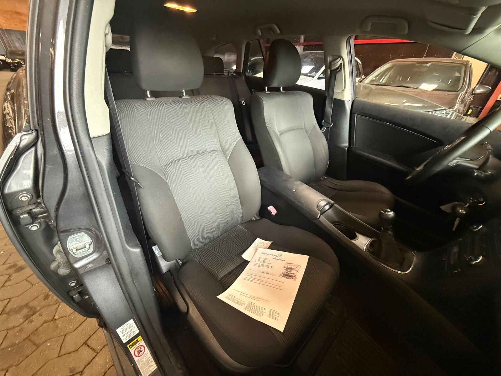 Toyota Avensis – billede 4