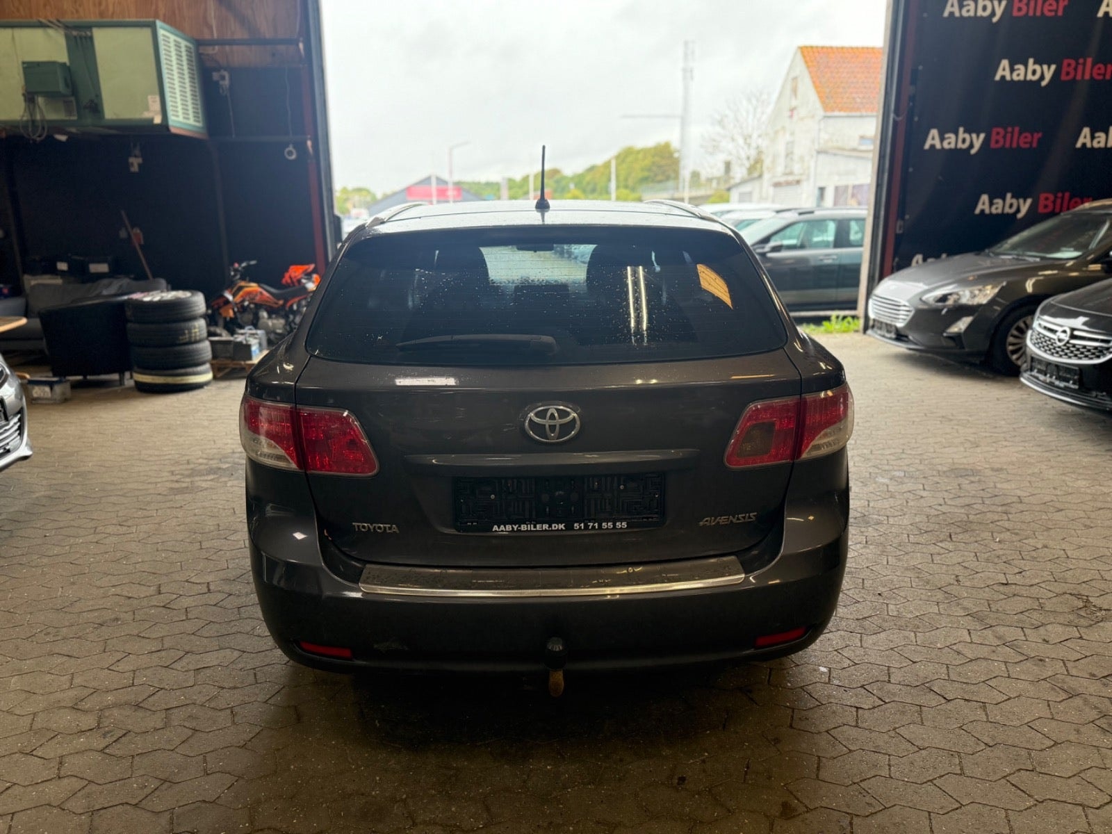 Toyota Avensis – billede 8