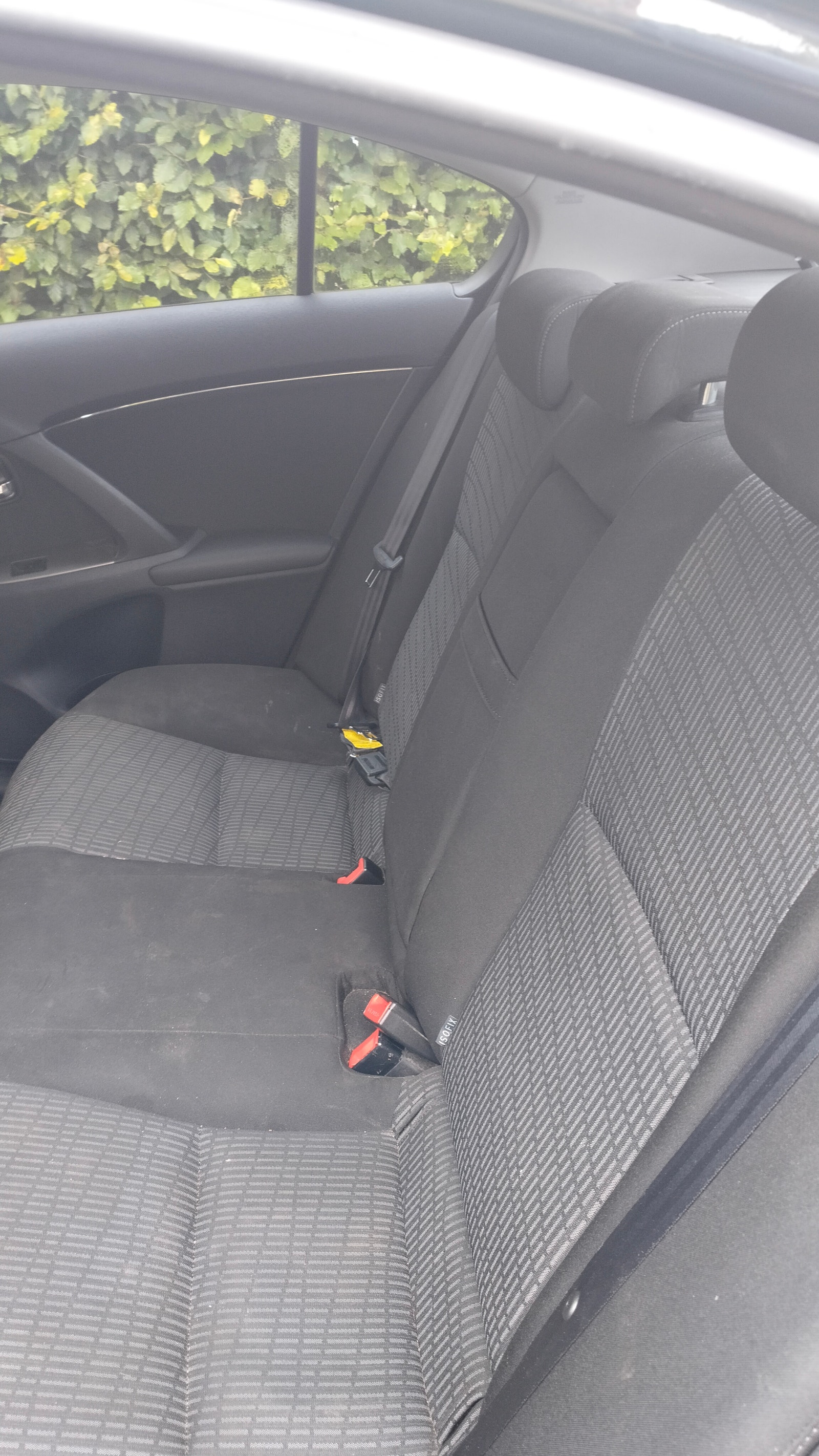 Toyota Avensis til salg hos Nabilli