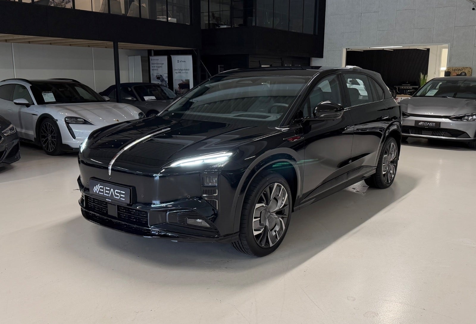 Hongqi EHS7 til salg hos Nabilli