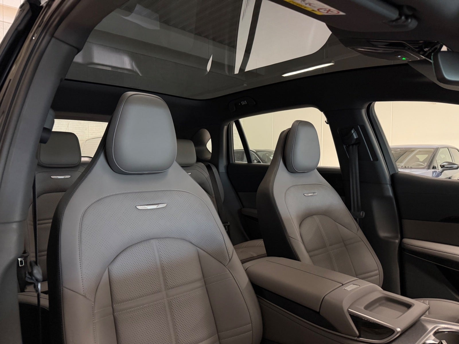 Hongqi EHS7 til salg hos Nabilli