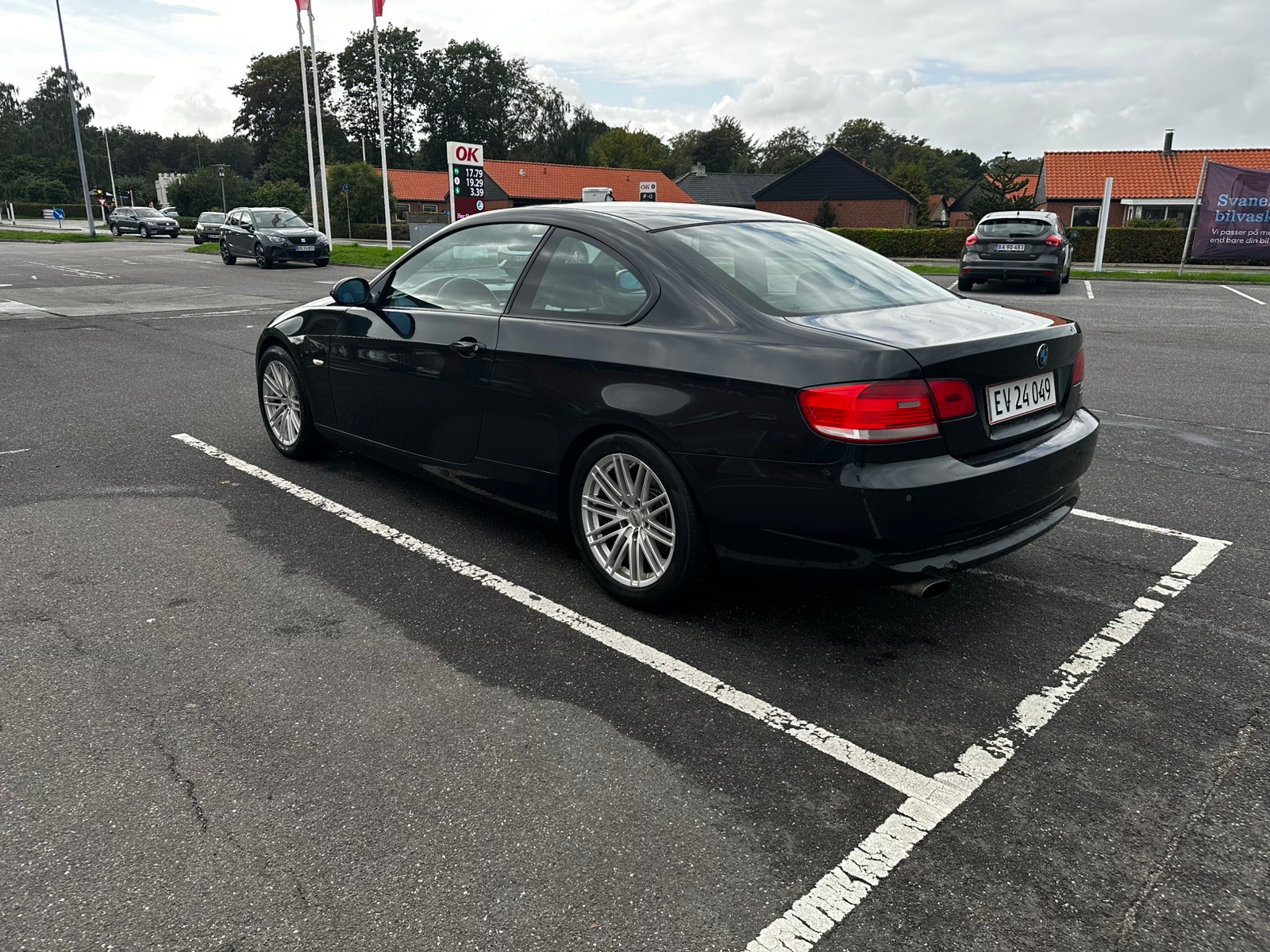 BMW 320i til salg hos Nabilli